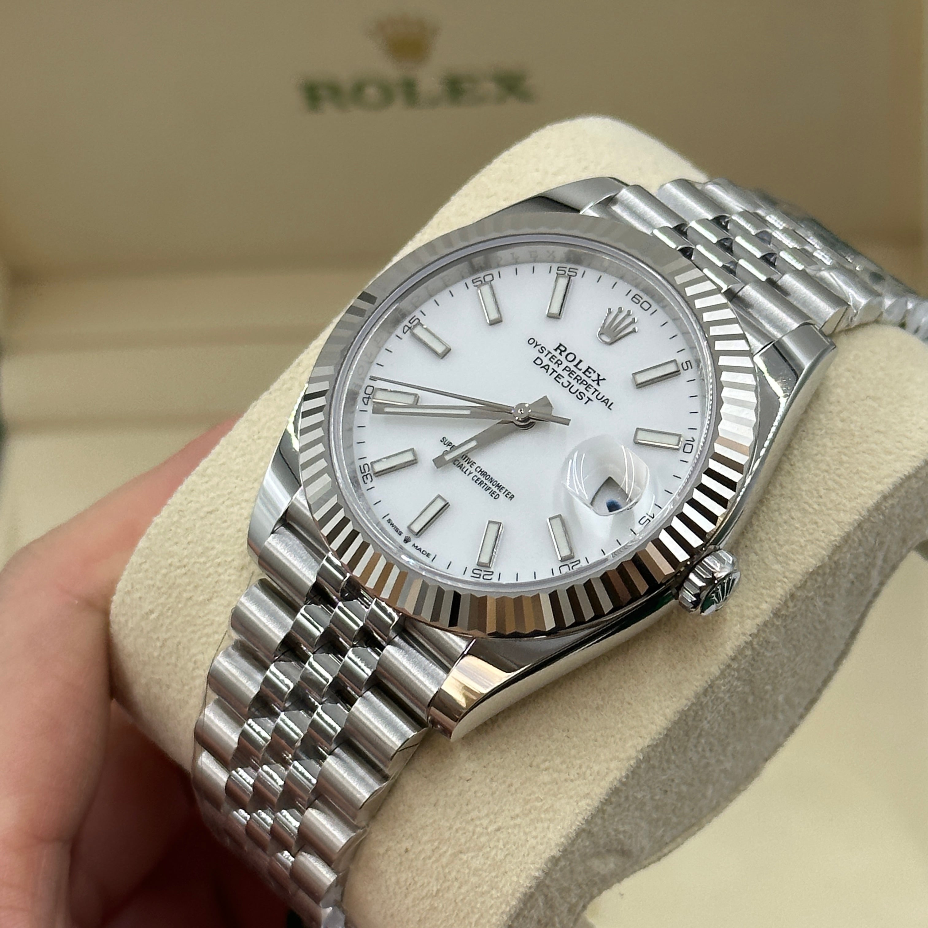 Rolex Datejust 41 126334 White Index Jubilee 2025