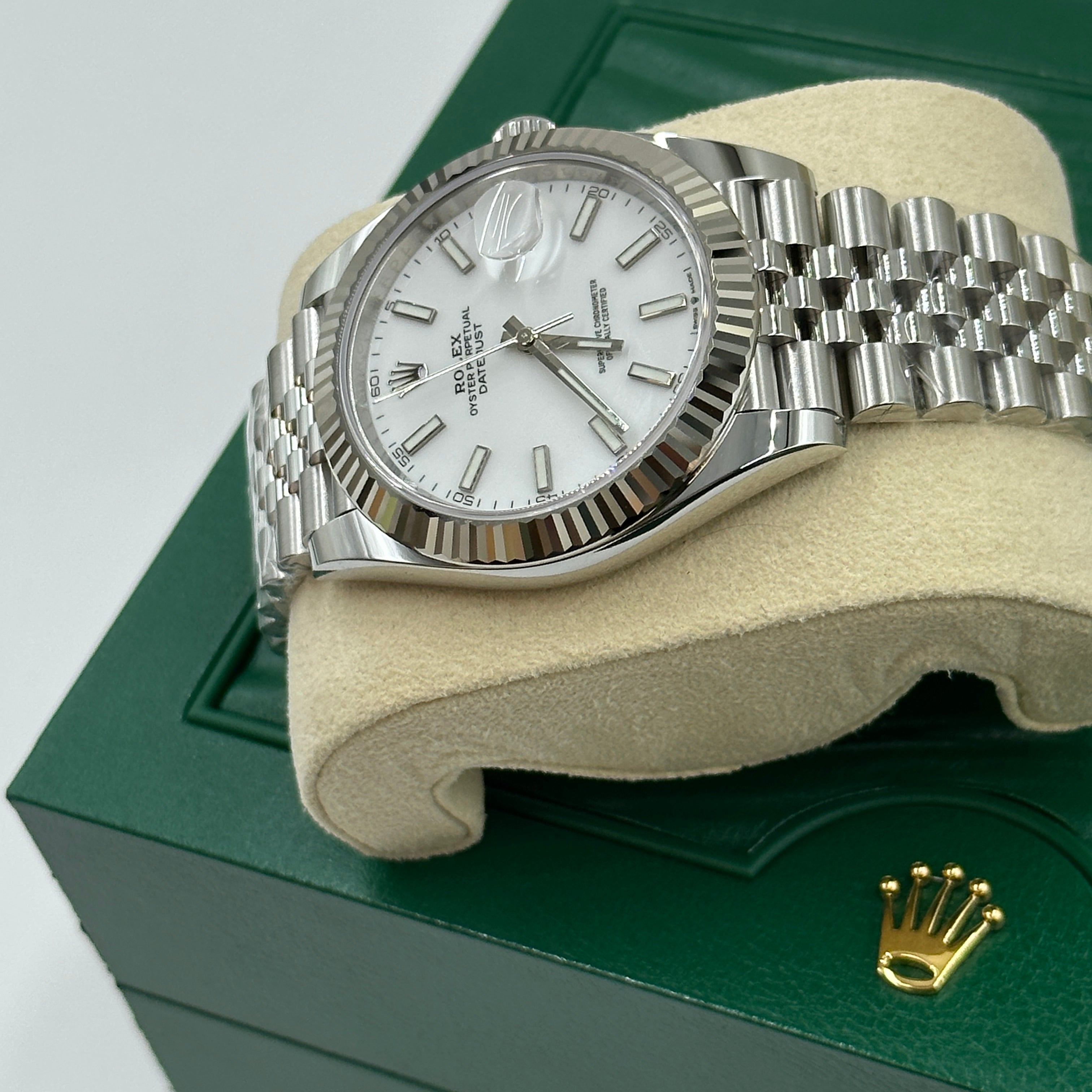 Rolex Datejust 41 126334 White Index Jubilee 2025