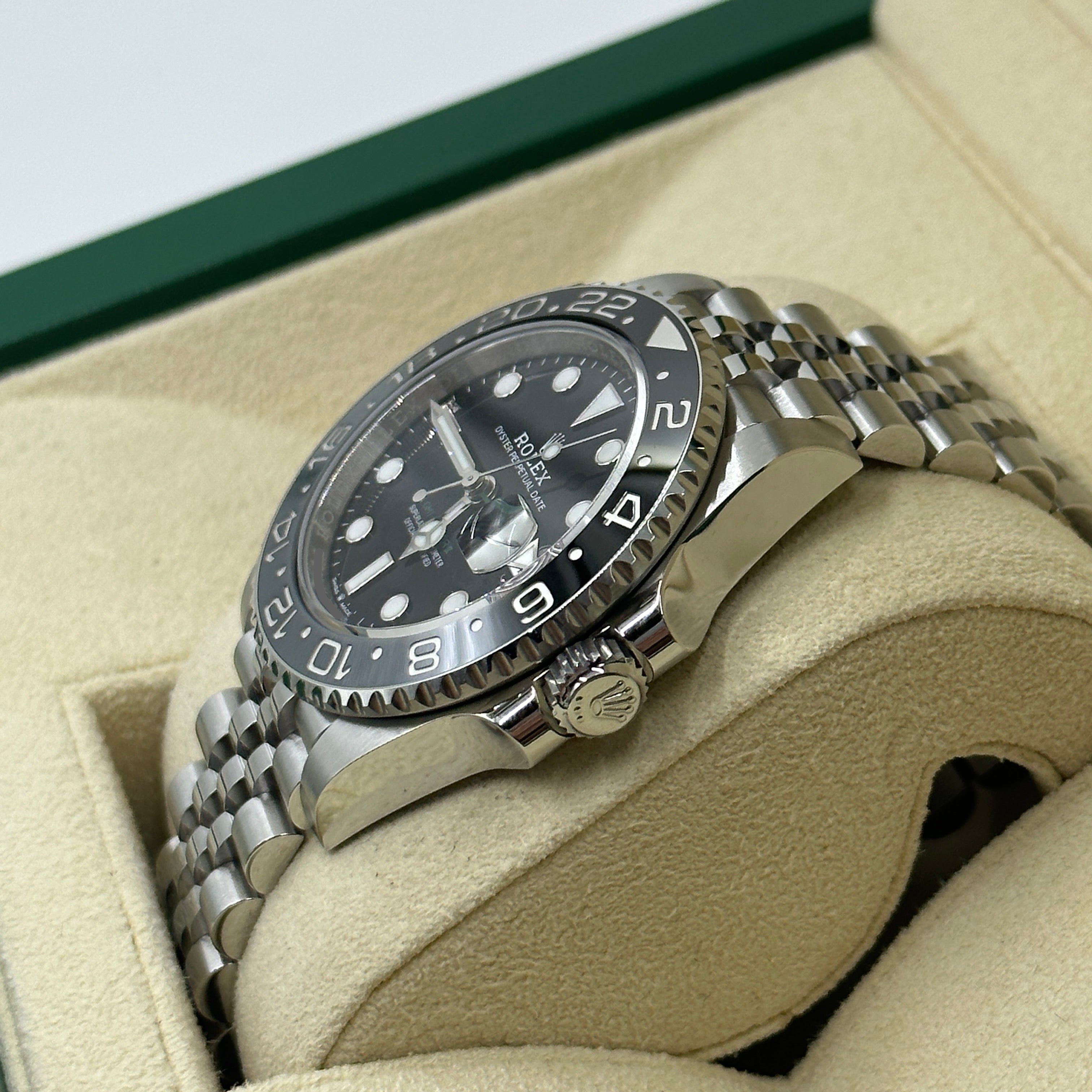 Rolex GMT-Master II 126710GRNR JUB