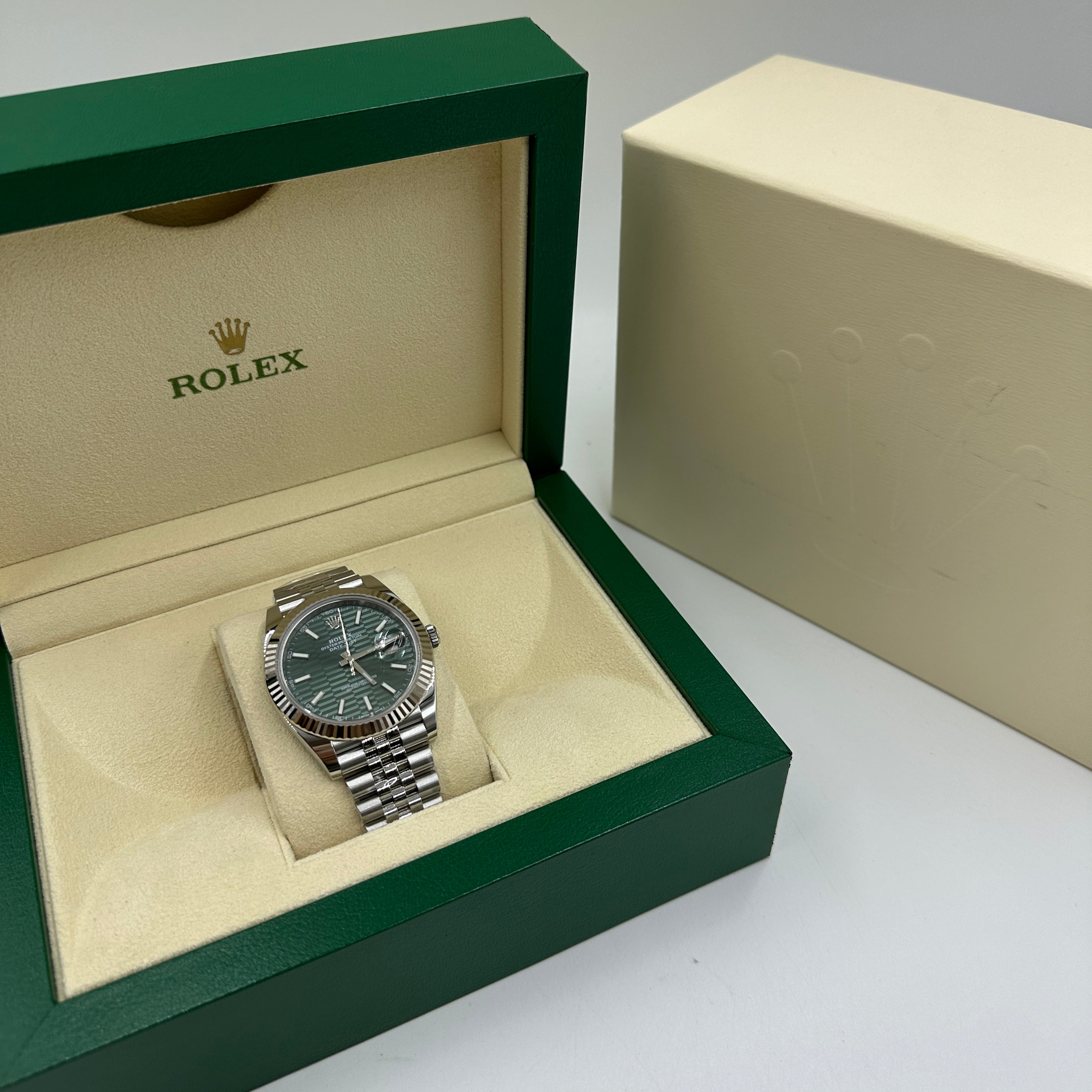 Rolex Datejust 41 126334 Mint Green Index Jubilee 2025