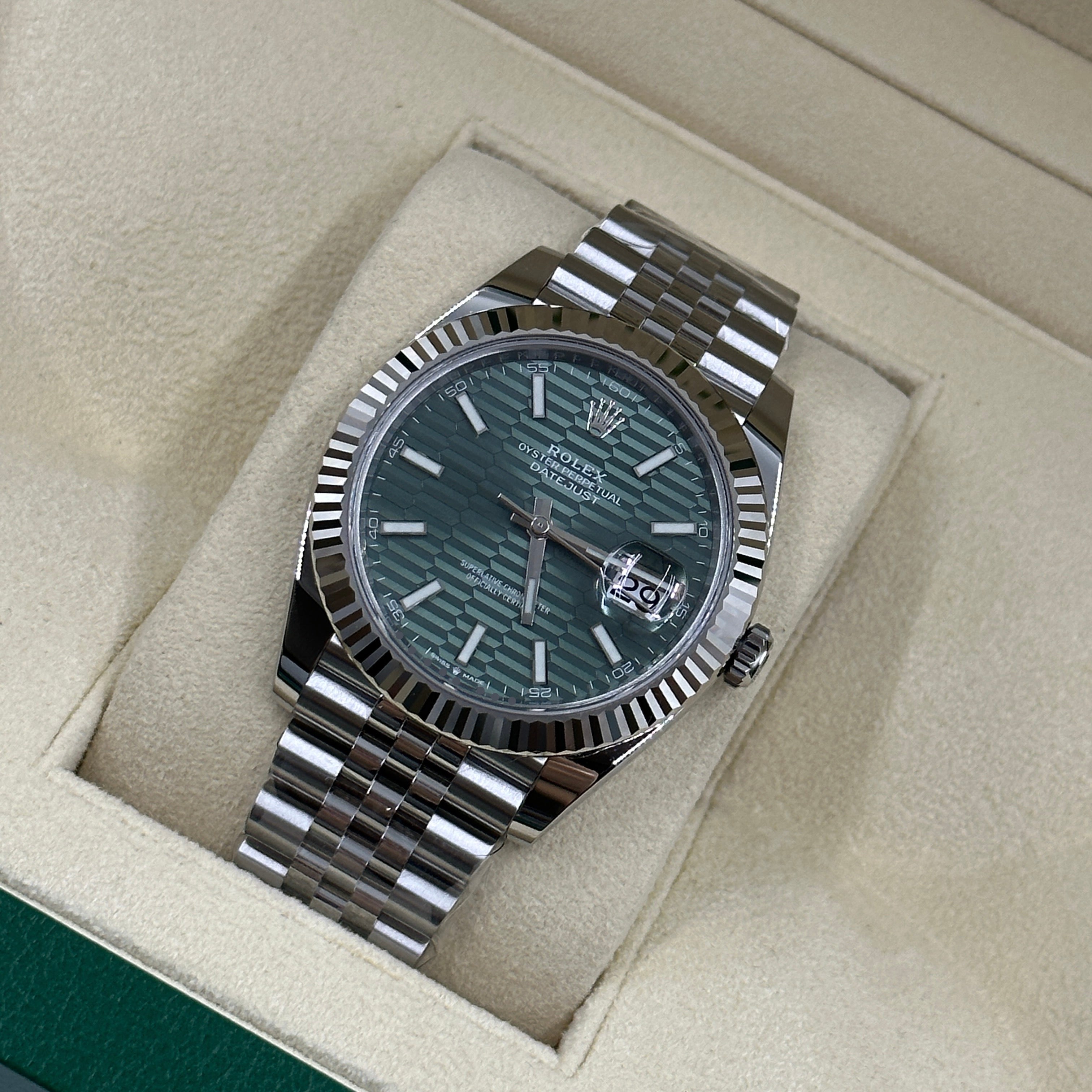 Rolex Datejust 41 126334 Mint Green Index Jubilee 2025