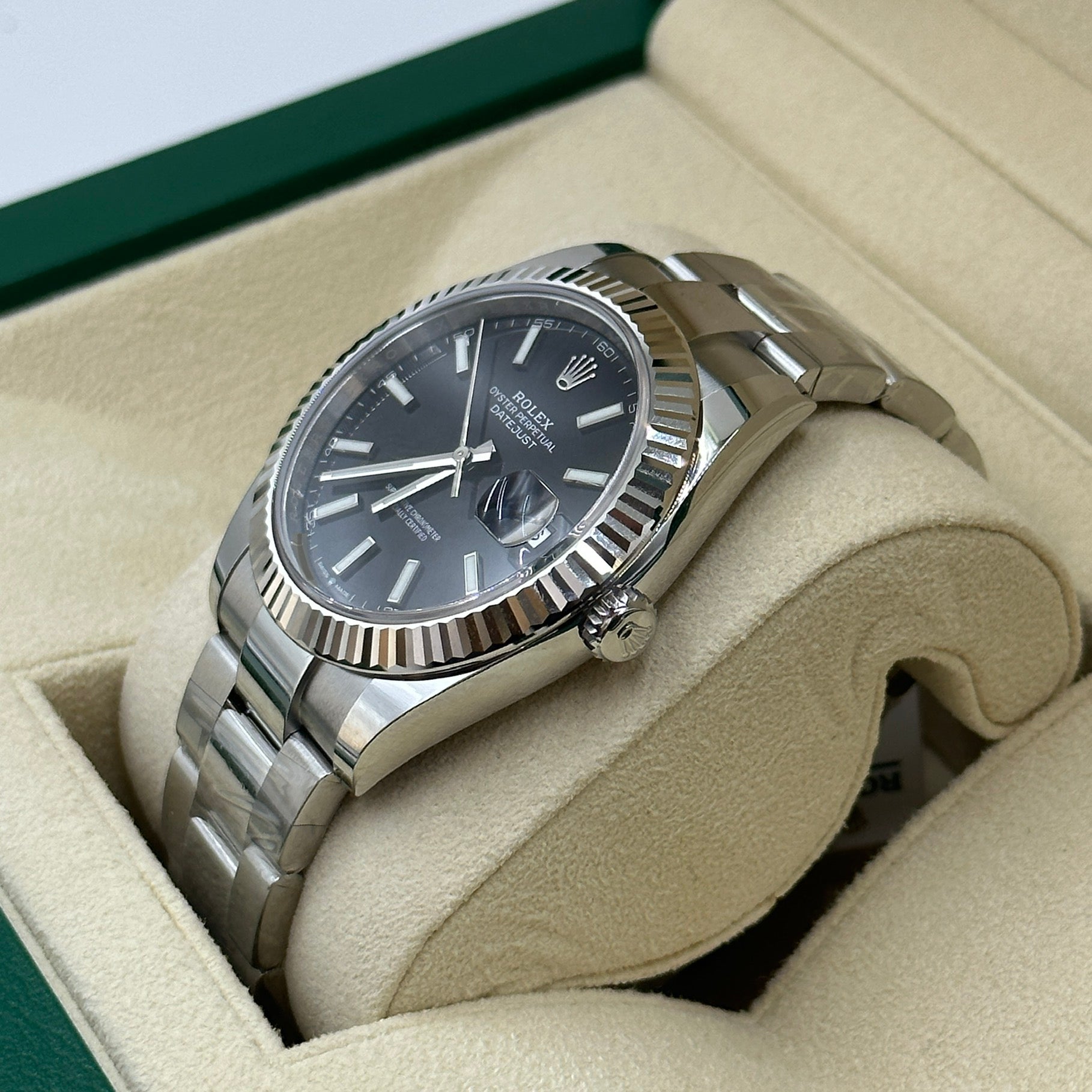 Rolex Datejust 41 126334 Black Index Oyster 2025