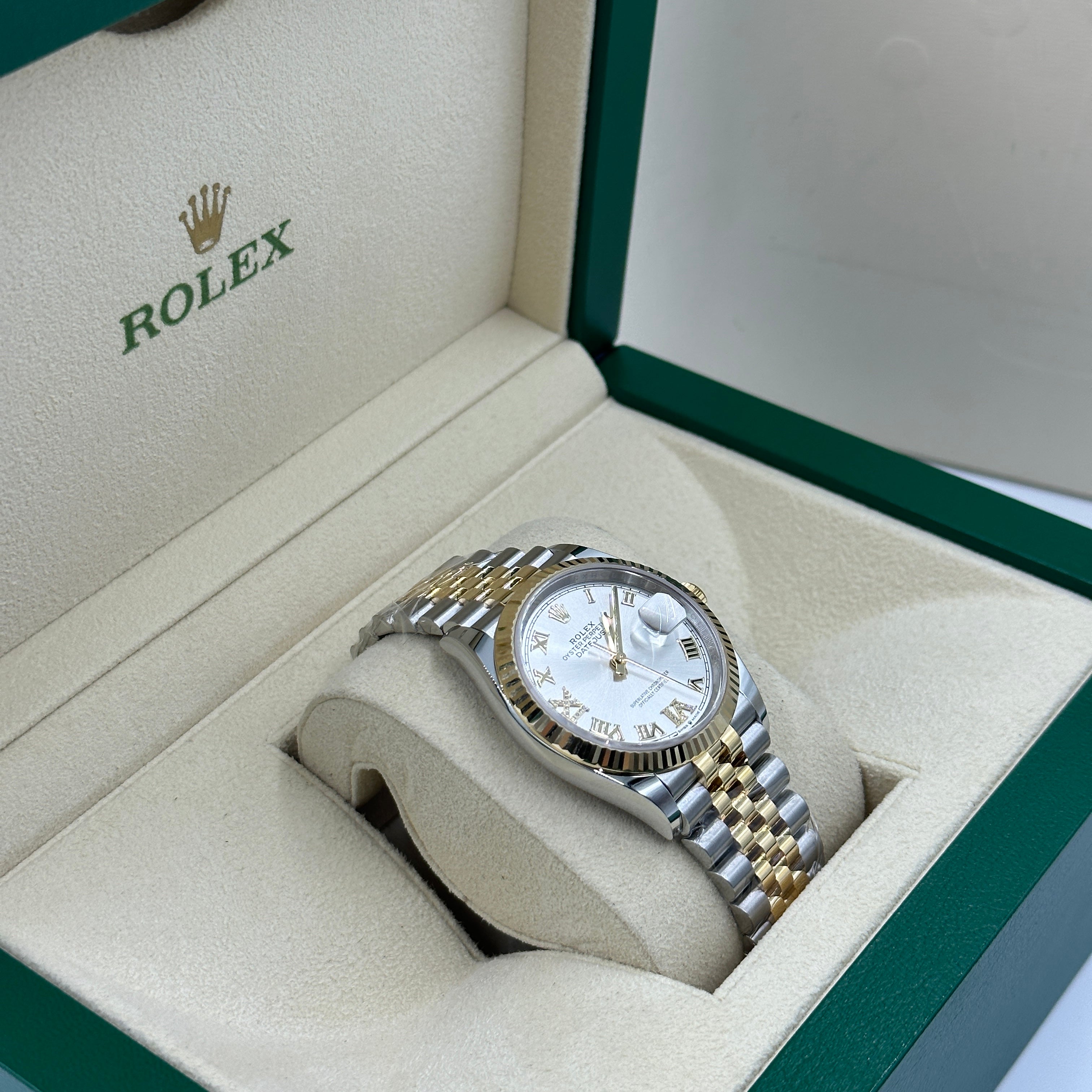 Rolex Datejust 36 126233 SILVER VIIX Yellow Gold Steel JUB