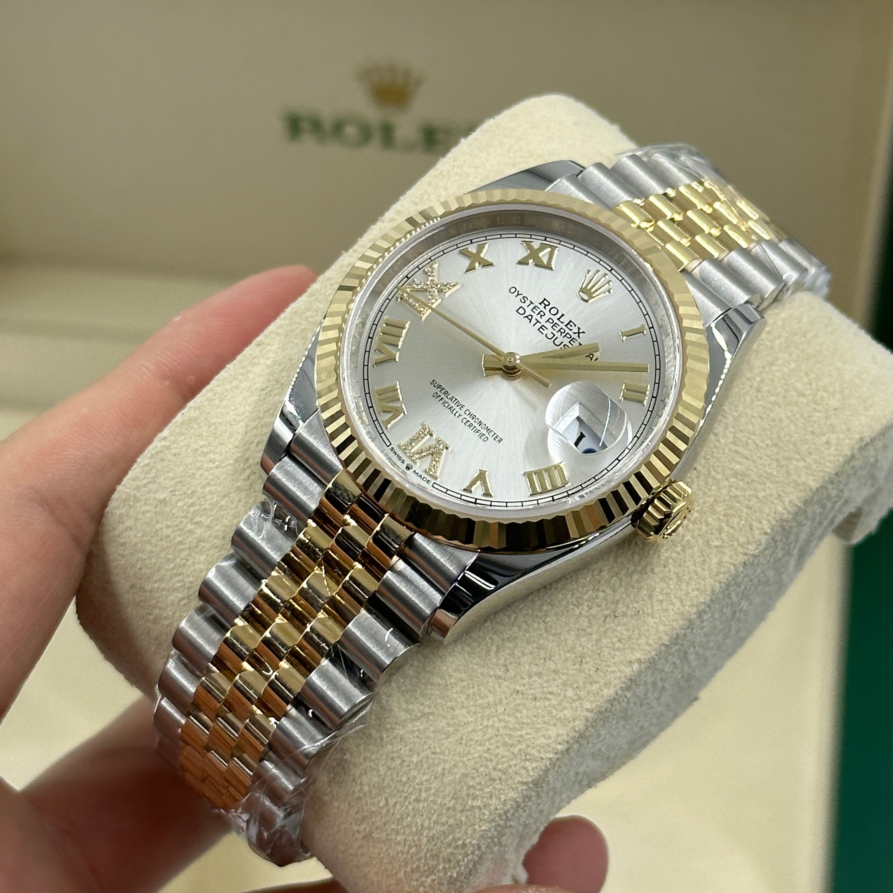 Rolex Datejust 36 126233 SILVER VIIX Yellow Gold Steel JUB