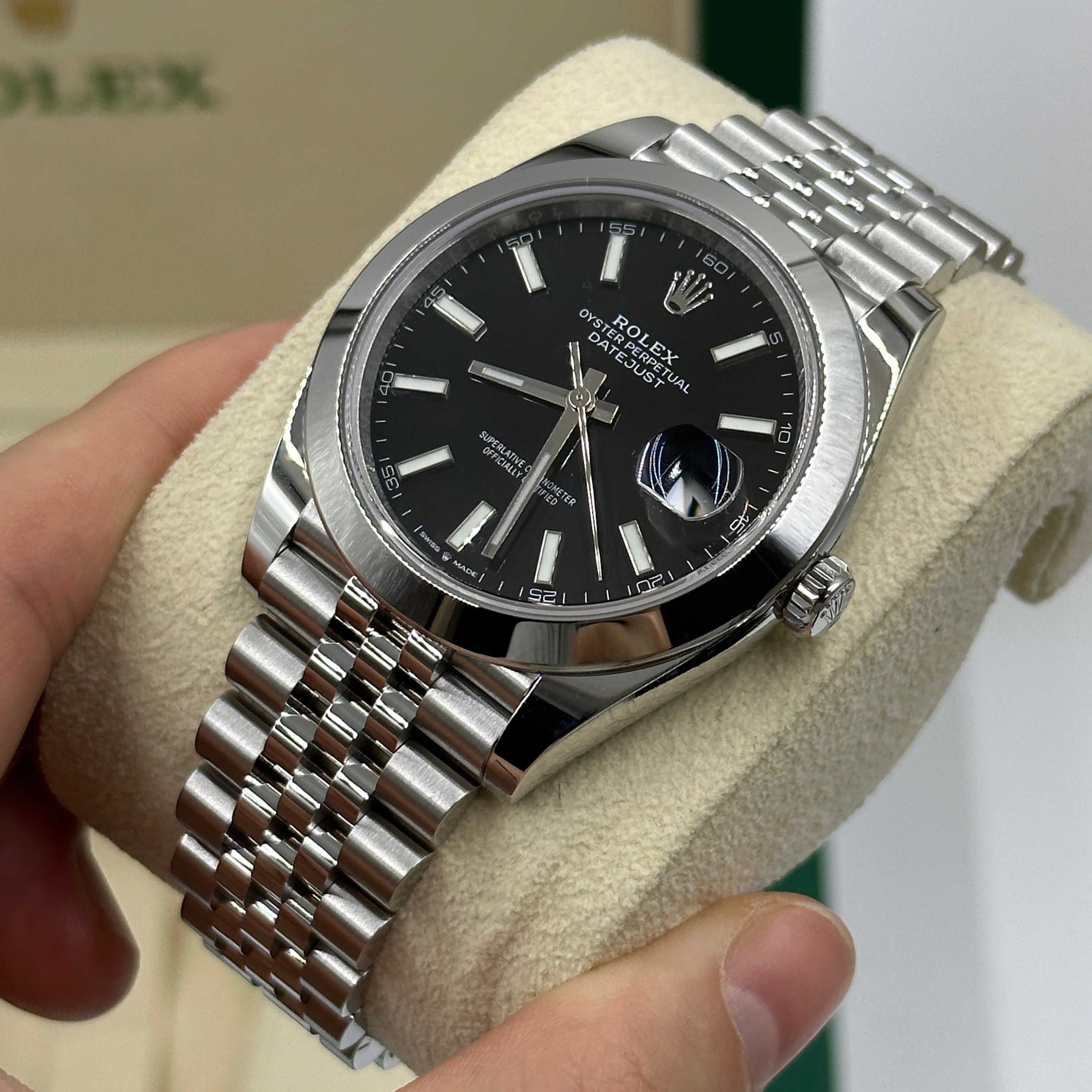Rolex Datejust 41 126300 Black Index Jubilee 2025