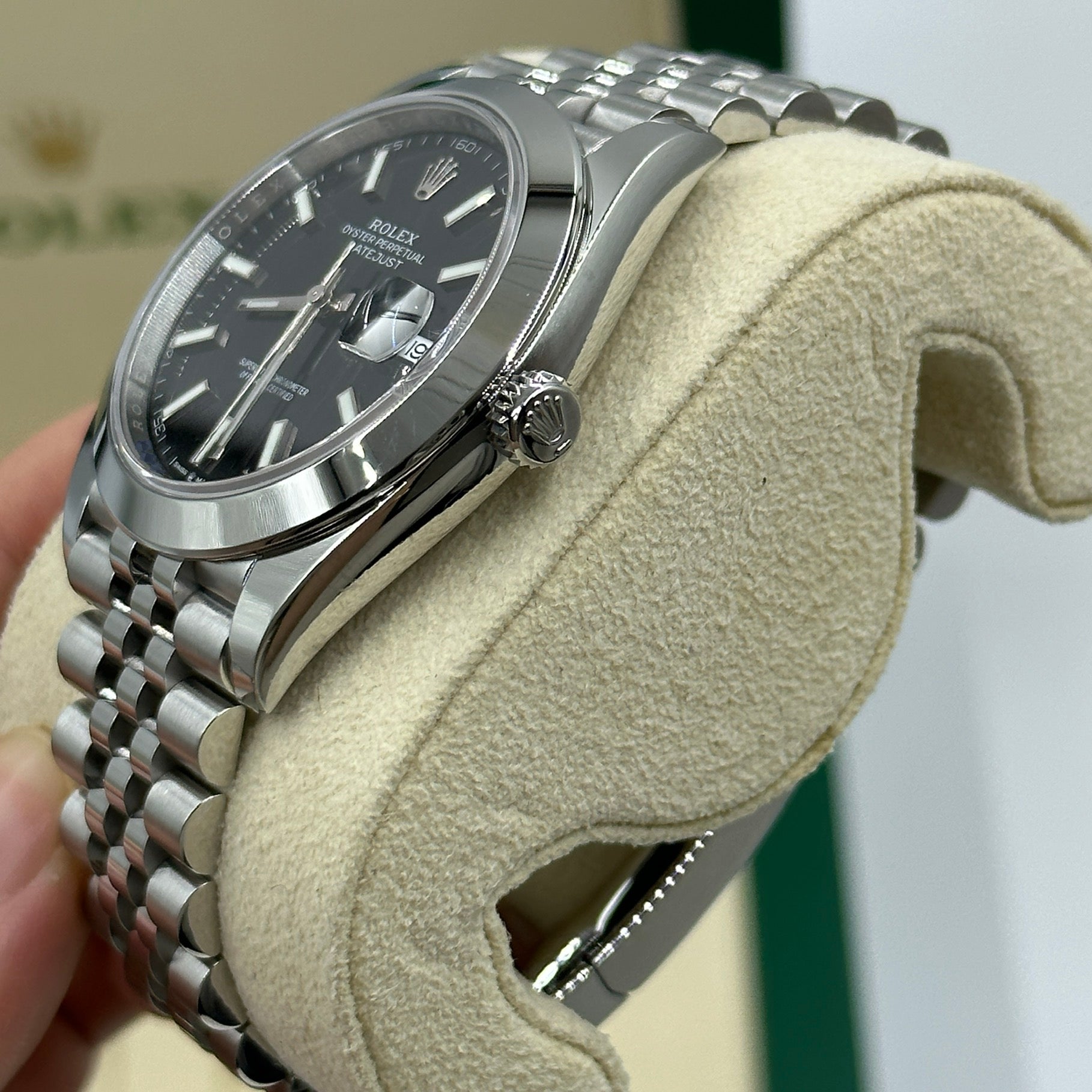 Rolex Datejust 41 126300 Black Index Jubilee 2025