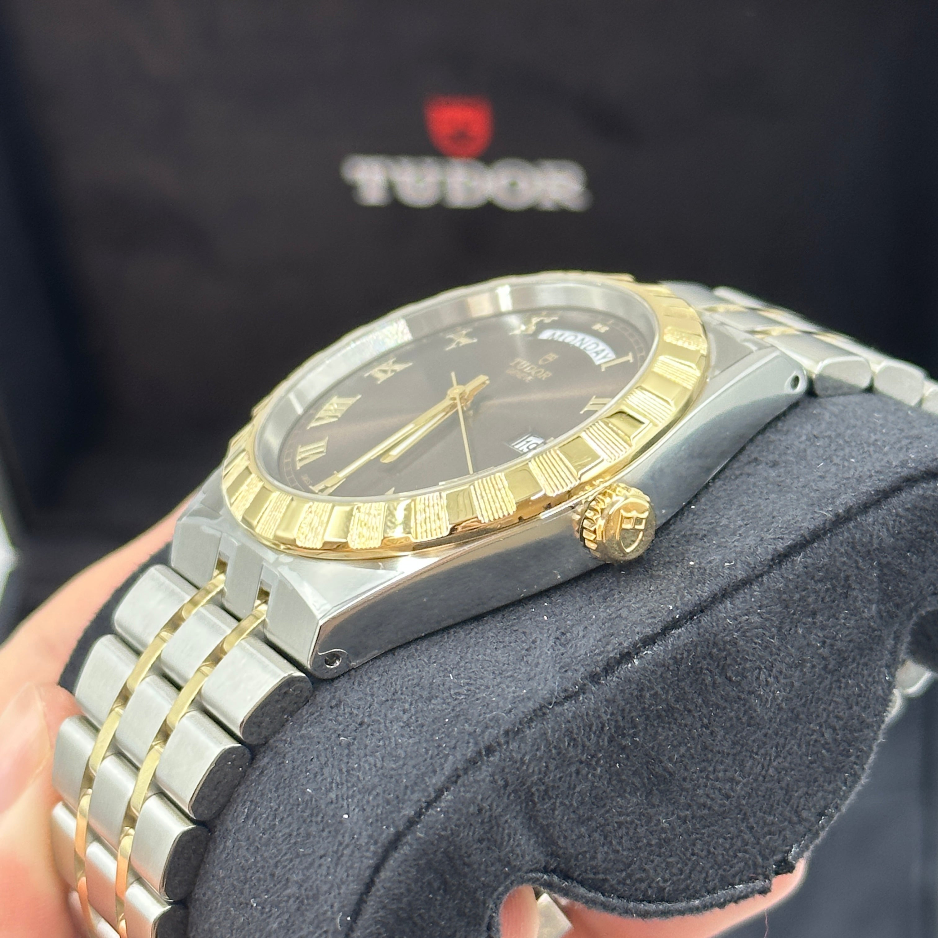 Tudor 28603-0007 Royal Day-Date 41 Stainless Stee