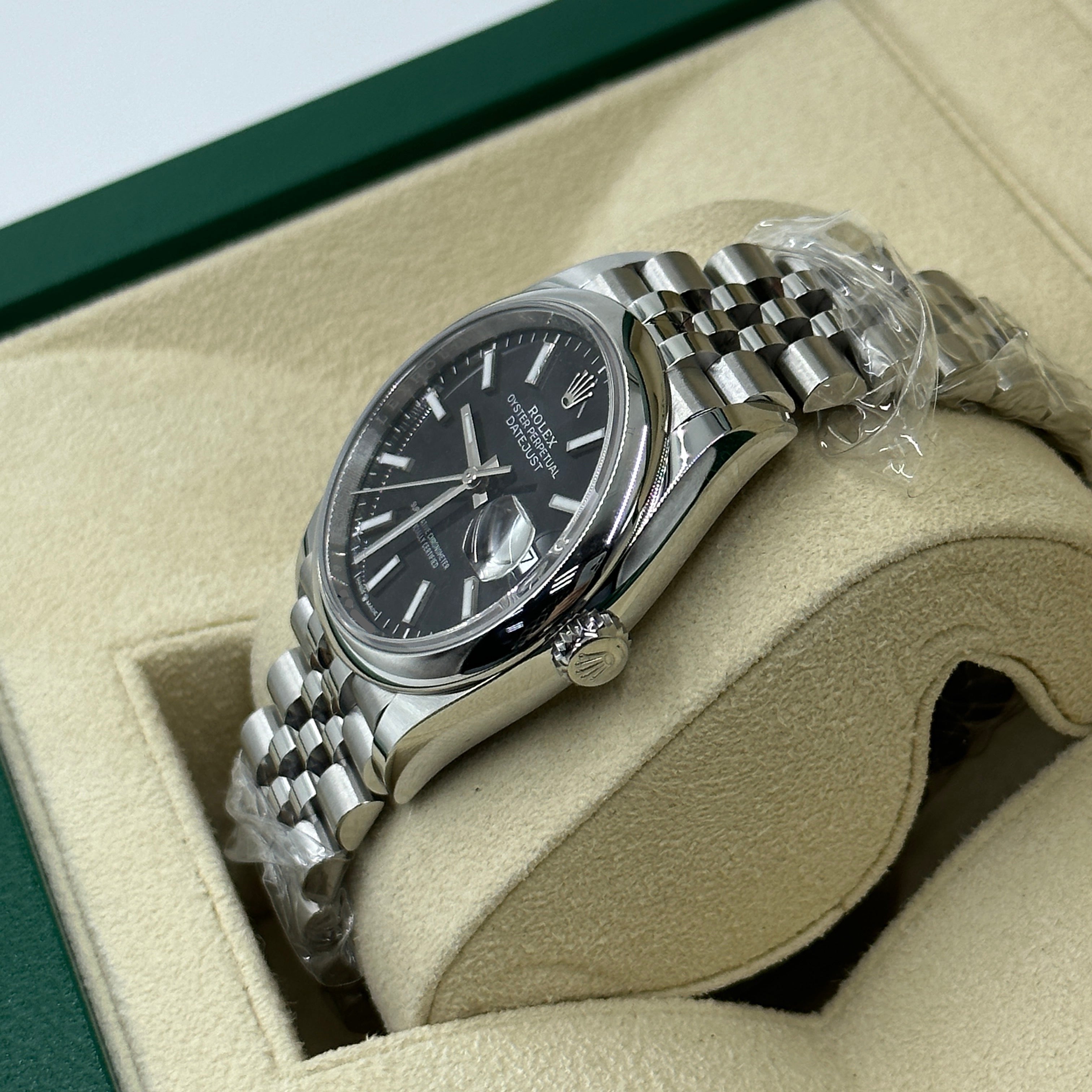 Rolex Datejust 36 126200 Black Index Jubilee 2025