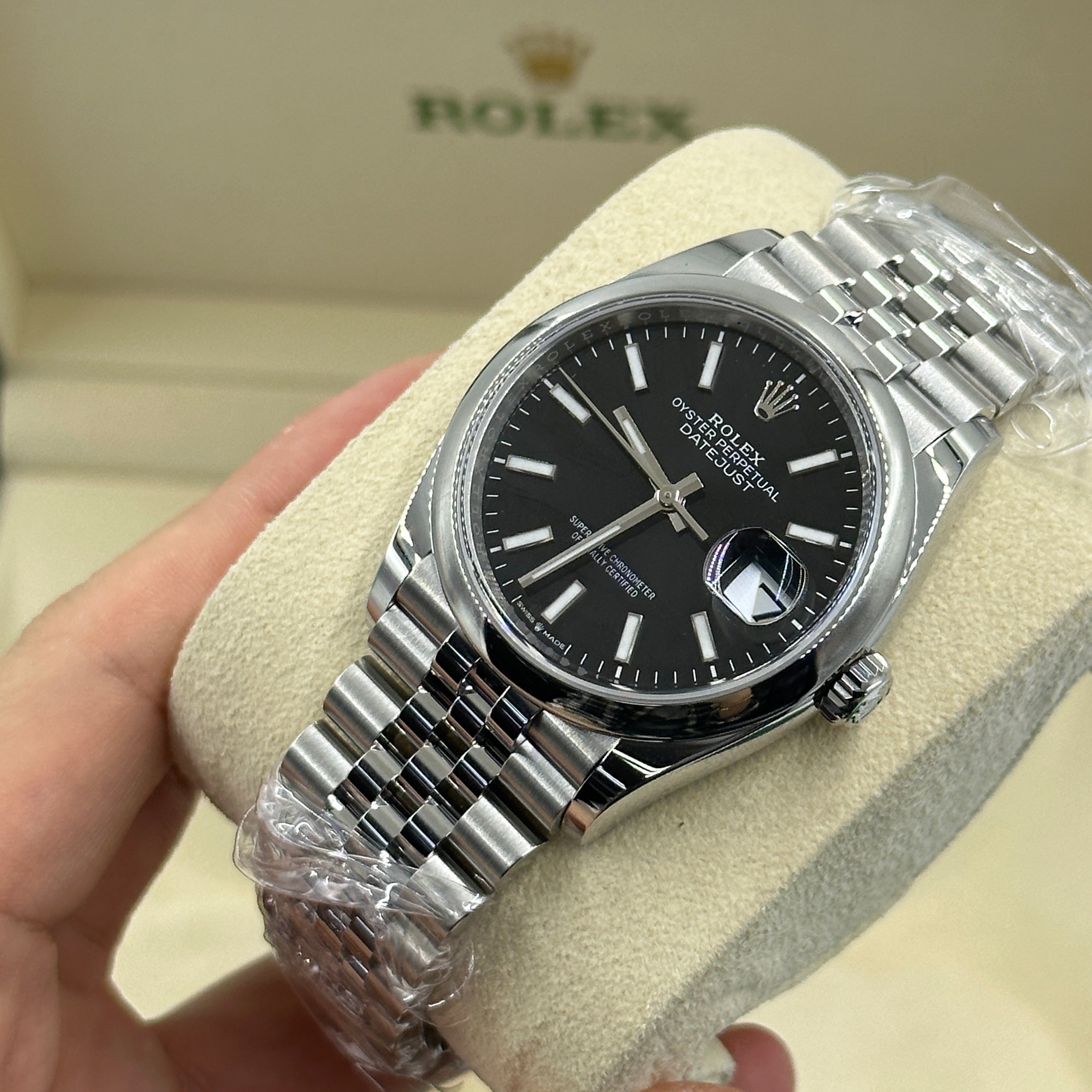 Rolex Datejust 36 126200 Black Index Jubilee 2025