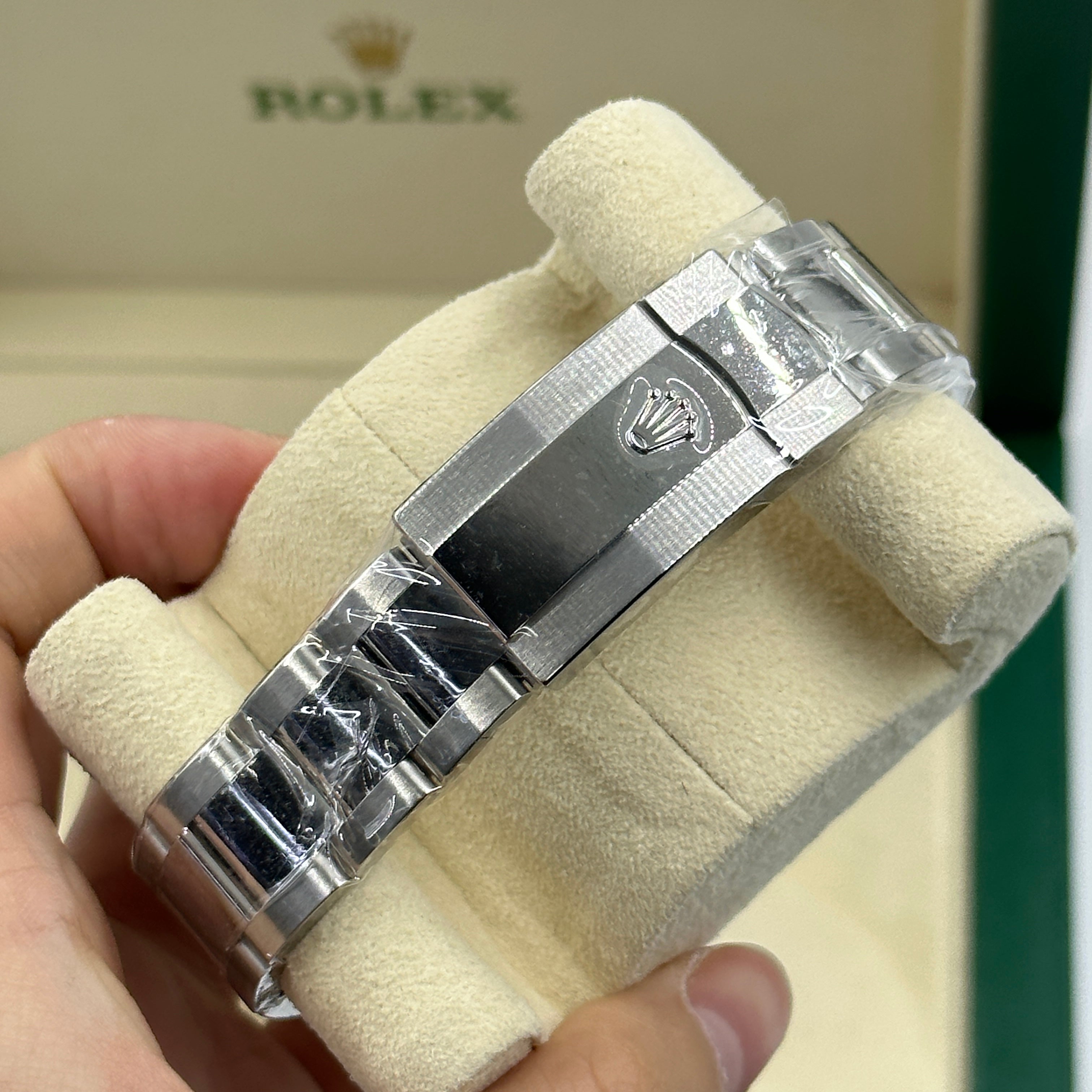 Rolex Datejust 36 126234Ng White Oyster 2025