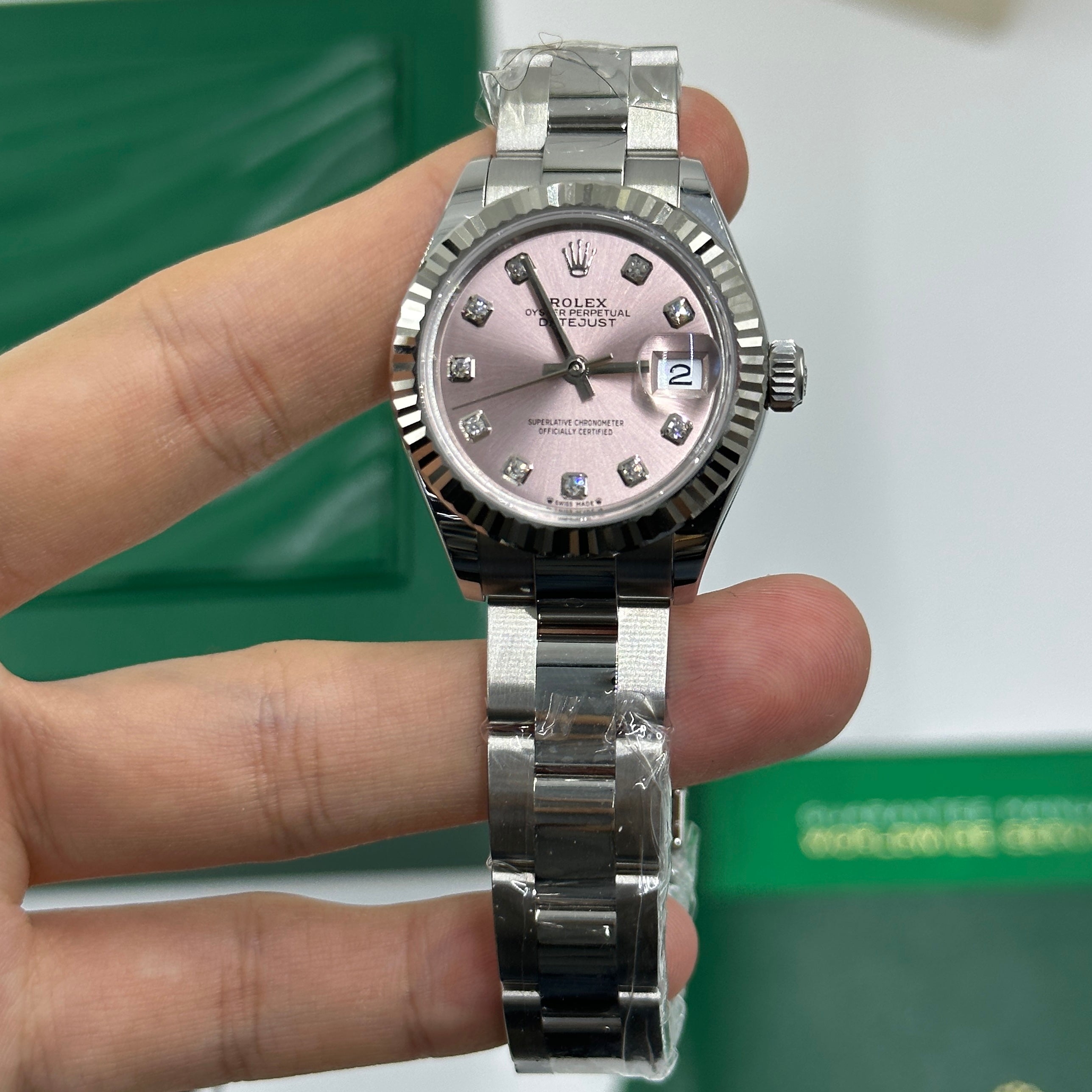 Rolex Lady-Datejust 279174G Pink Oyster 2025