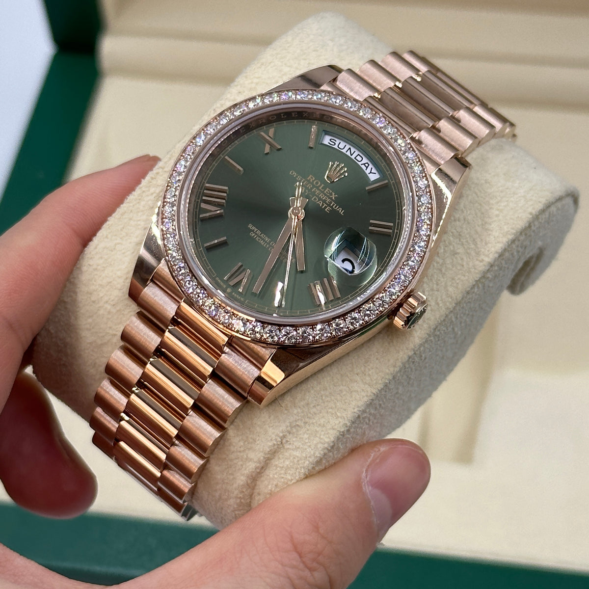 Rolex Day-Date 40 228345RBR Green Roman 2025