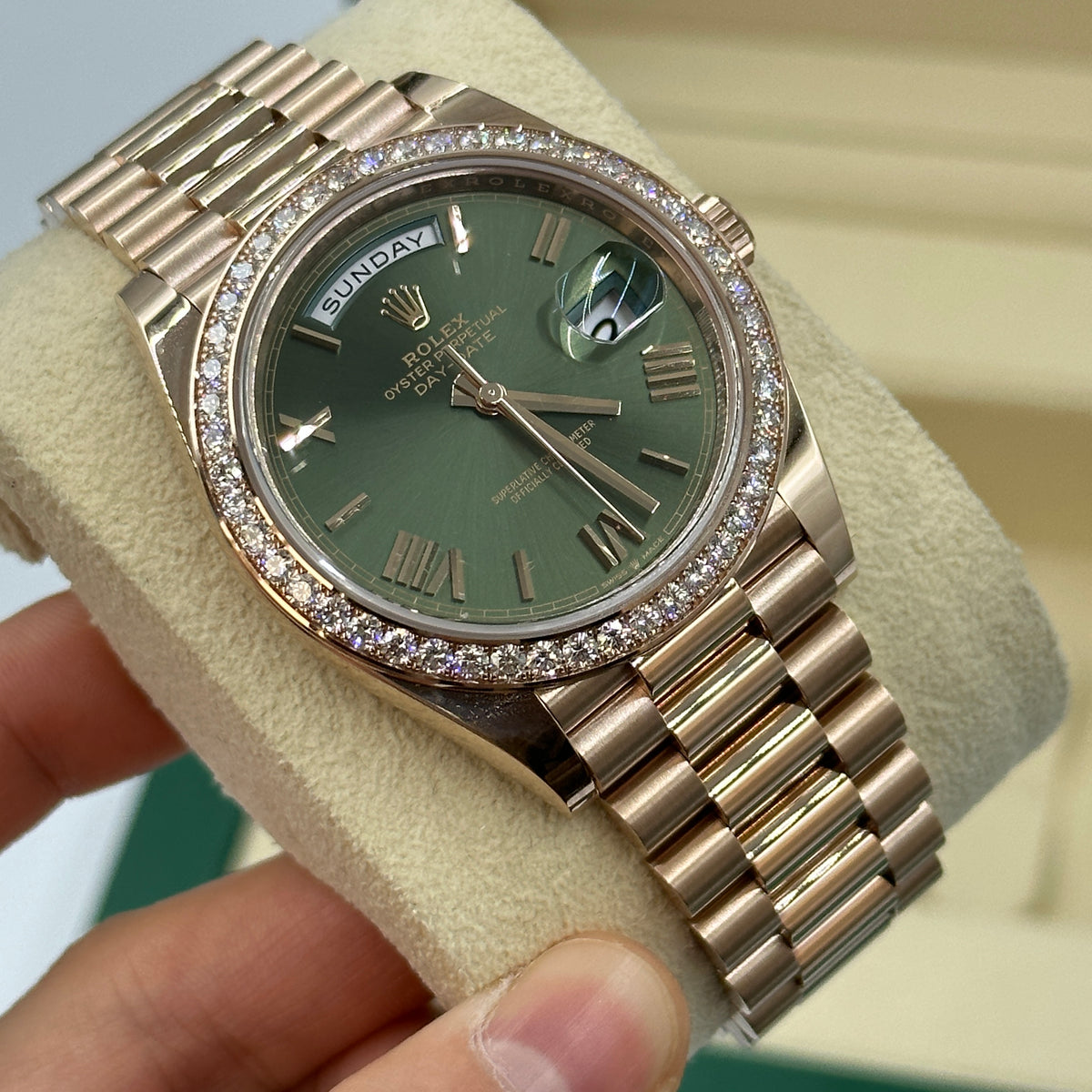 Rolex Day-Date 40 228345RBR Green Roman  m228345rbr-0011 2026
