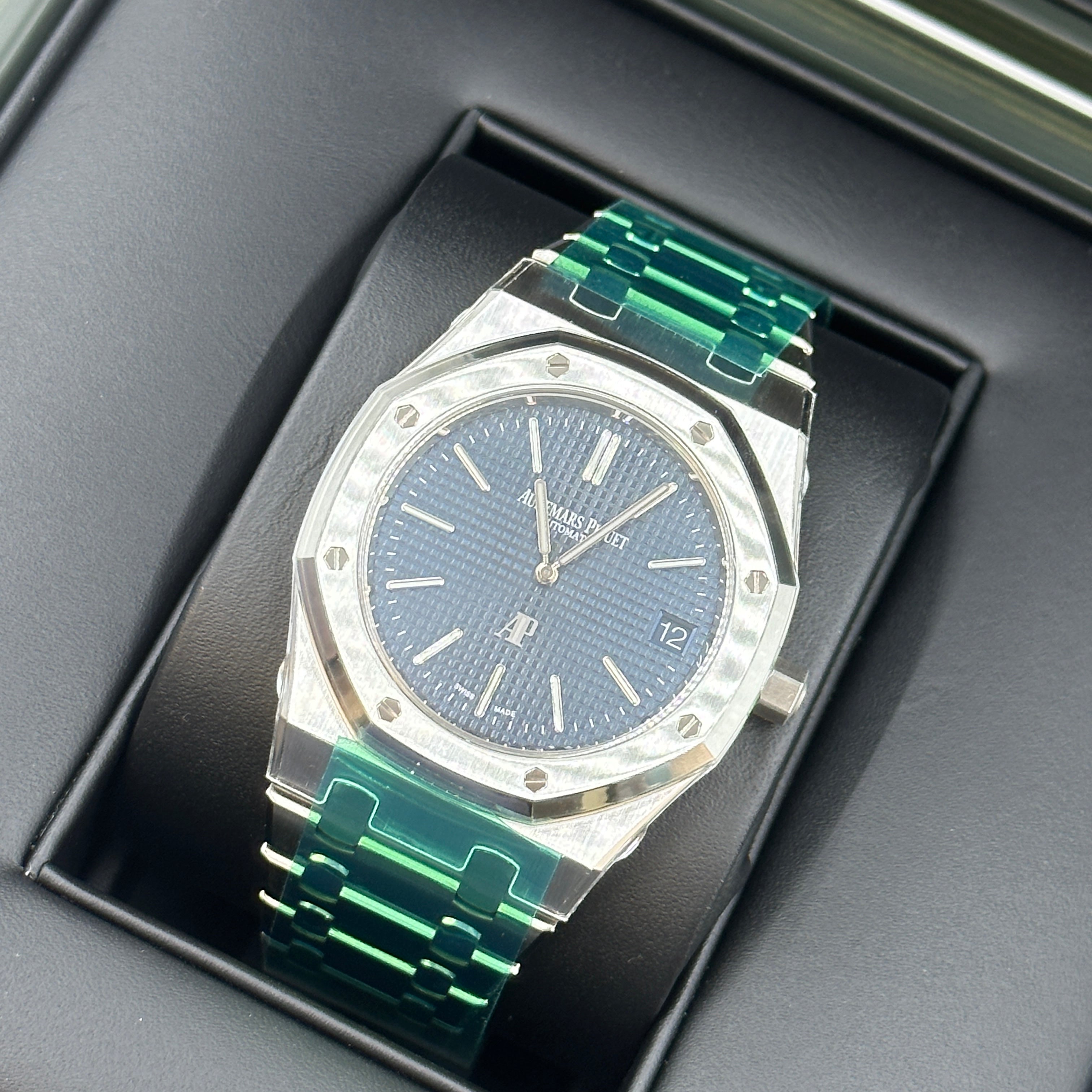 Audemars Piguet Royal Oak "jumbo" Extra-thin 16202ST.OO.1240ST.02 2026