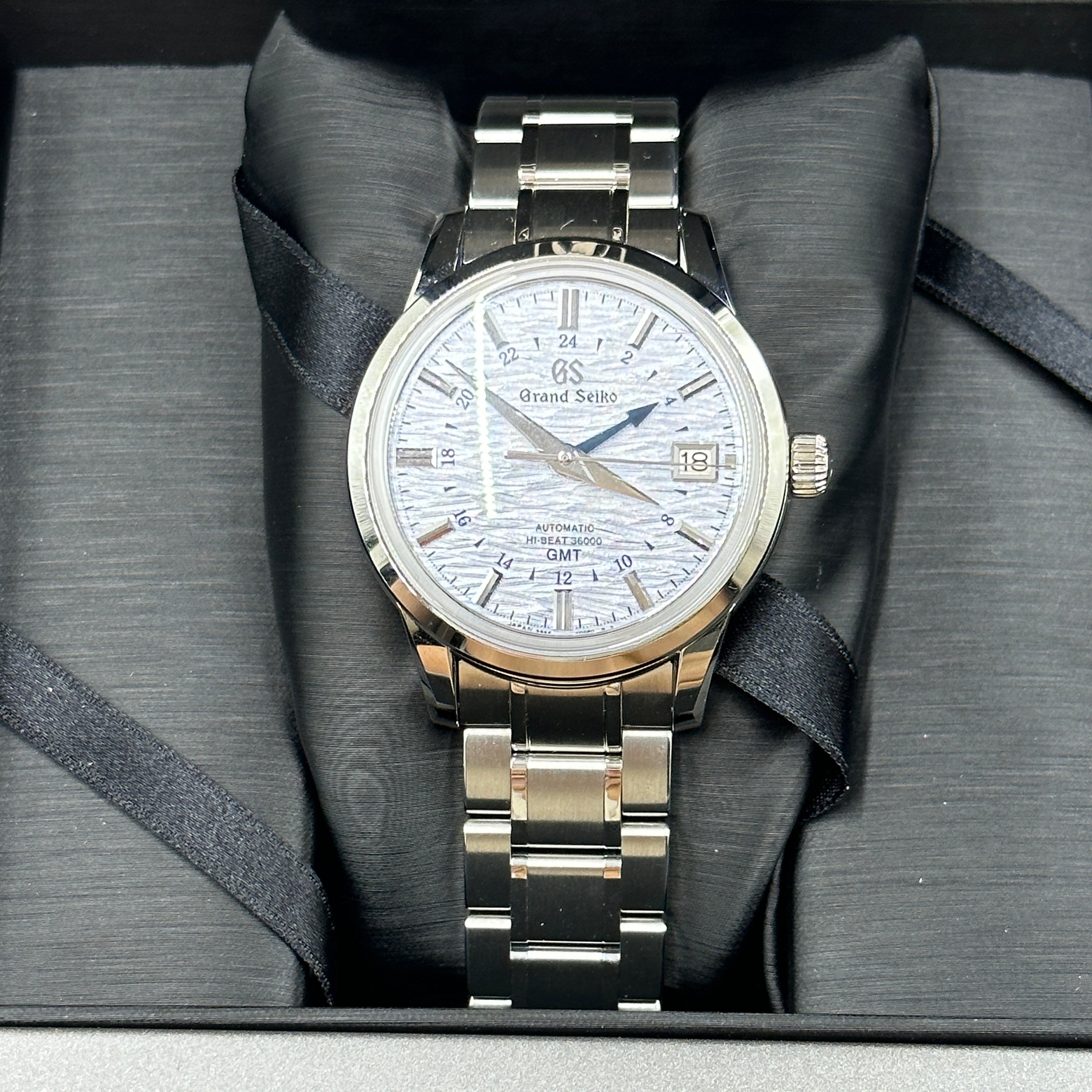 Grand Seiko Elegance 39.5MM SBGJ249G 2023