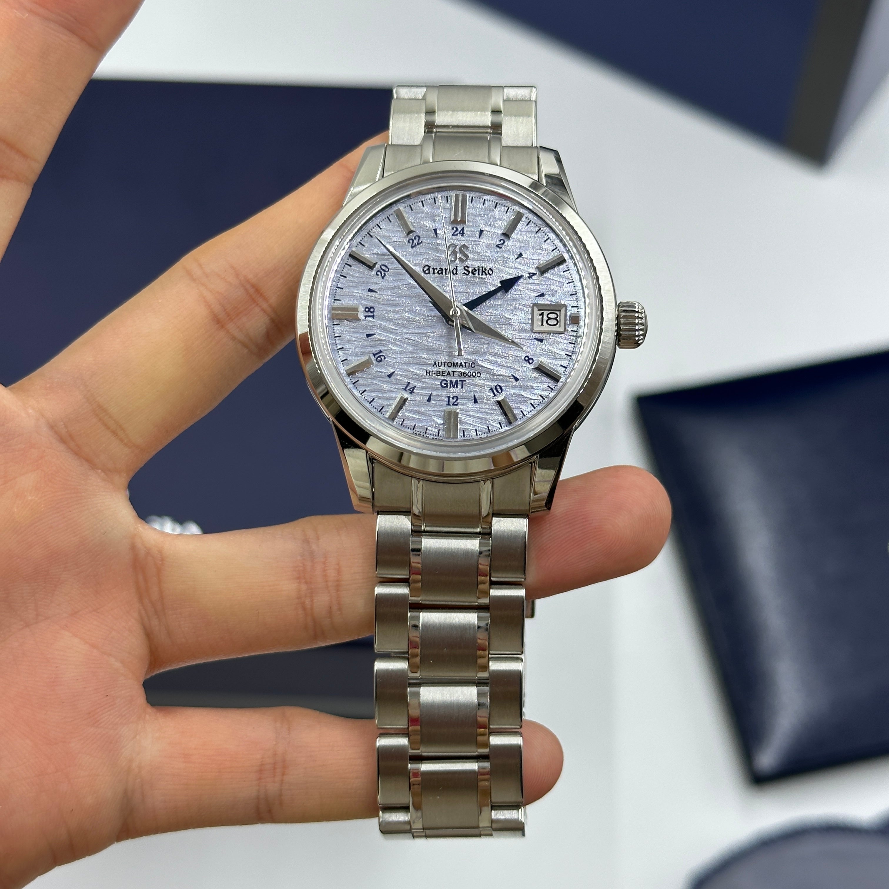 Grand Seiko Elegance 39.5MM SBGJ249G 2023