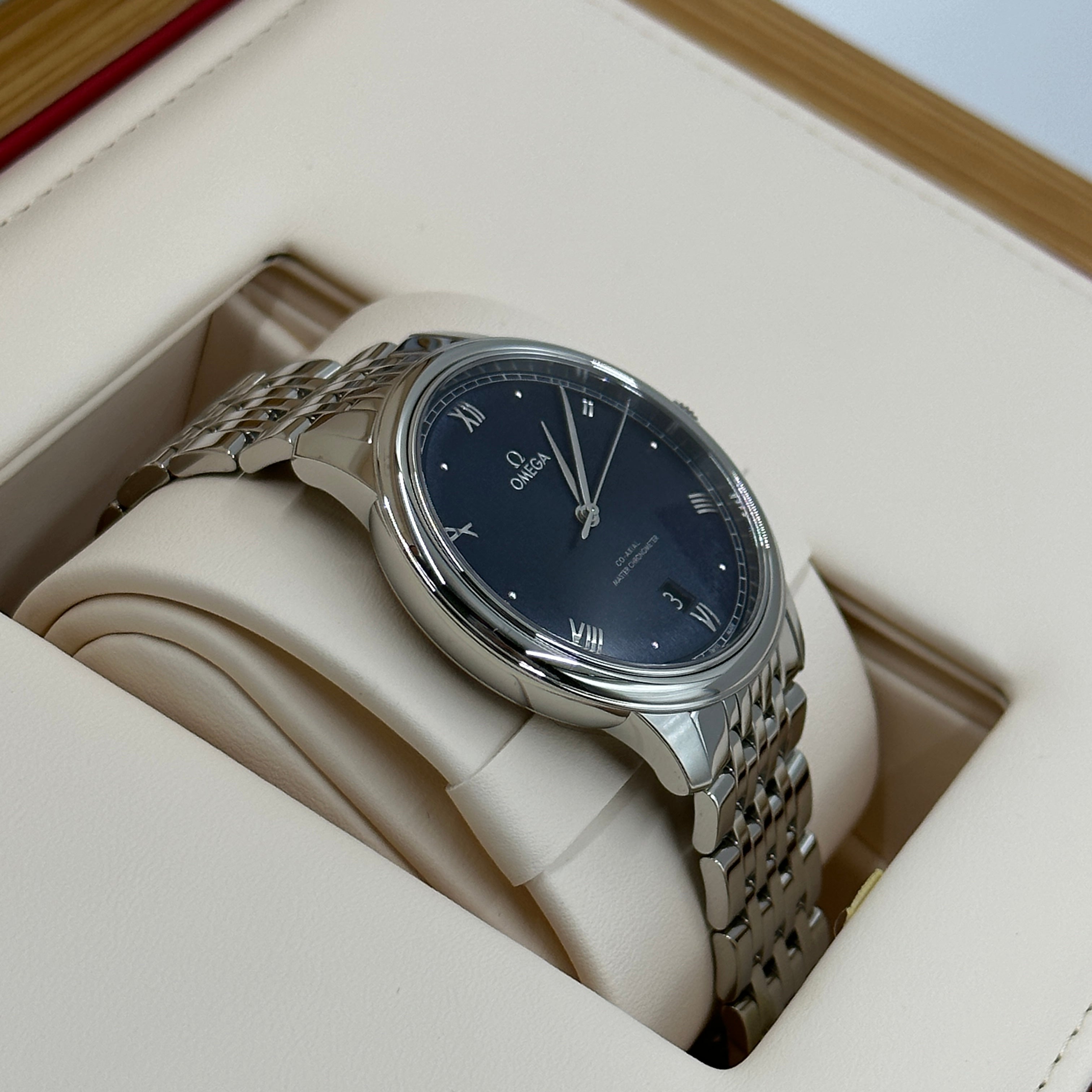 Omega 434.10.40.20.03.001 De Ville 2026