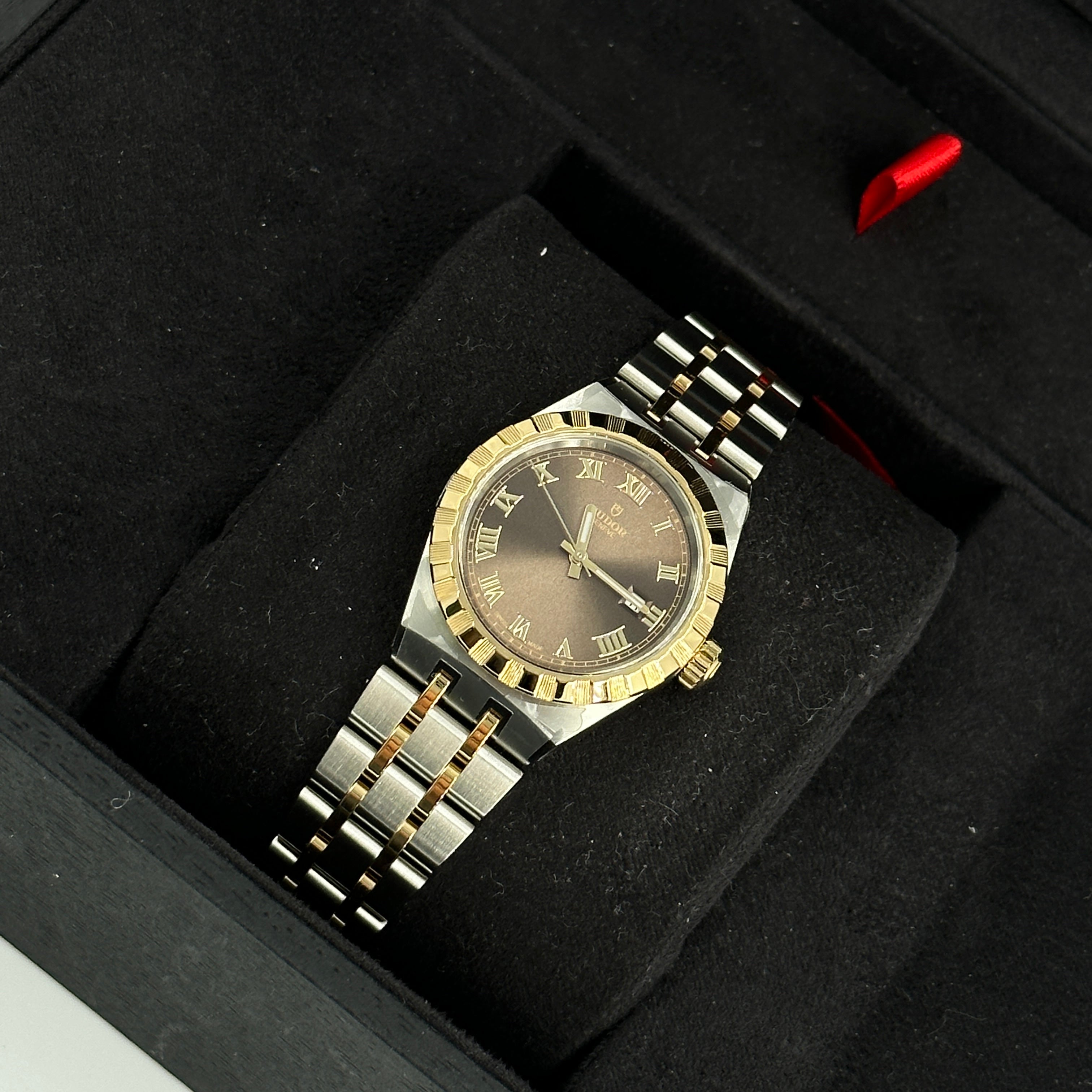 Tudor Royal 28mm 28303-0008 Chocolate Roman 2024