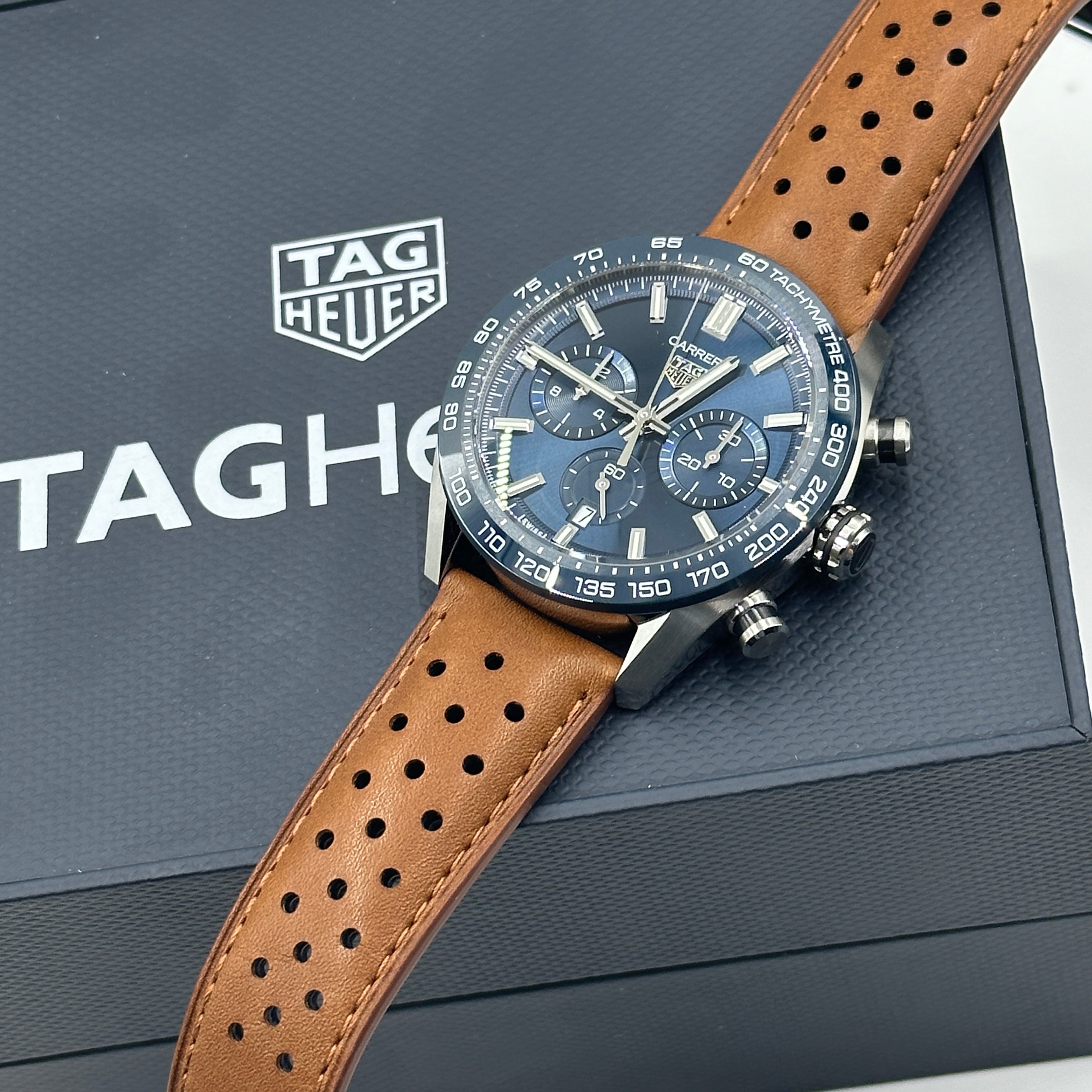 TAG Heuer Carrera Chronograph CBN2A1A.FC6537