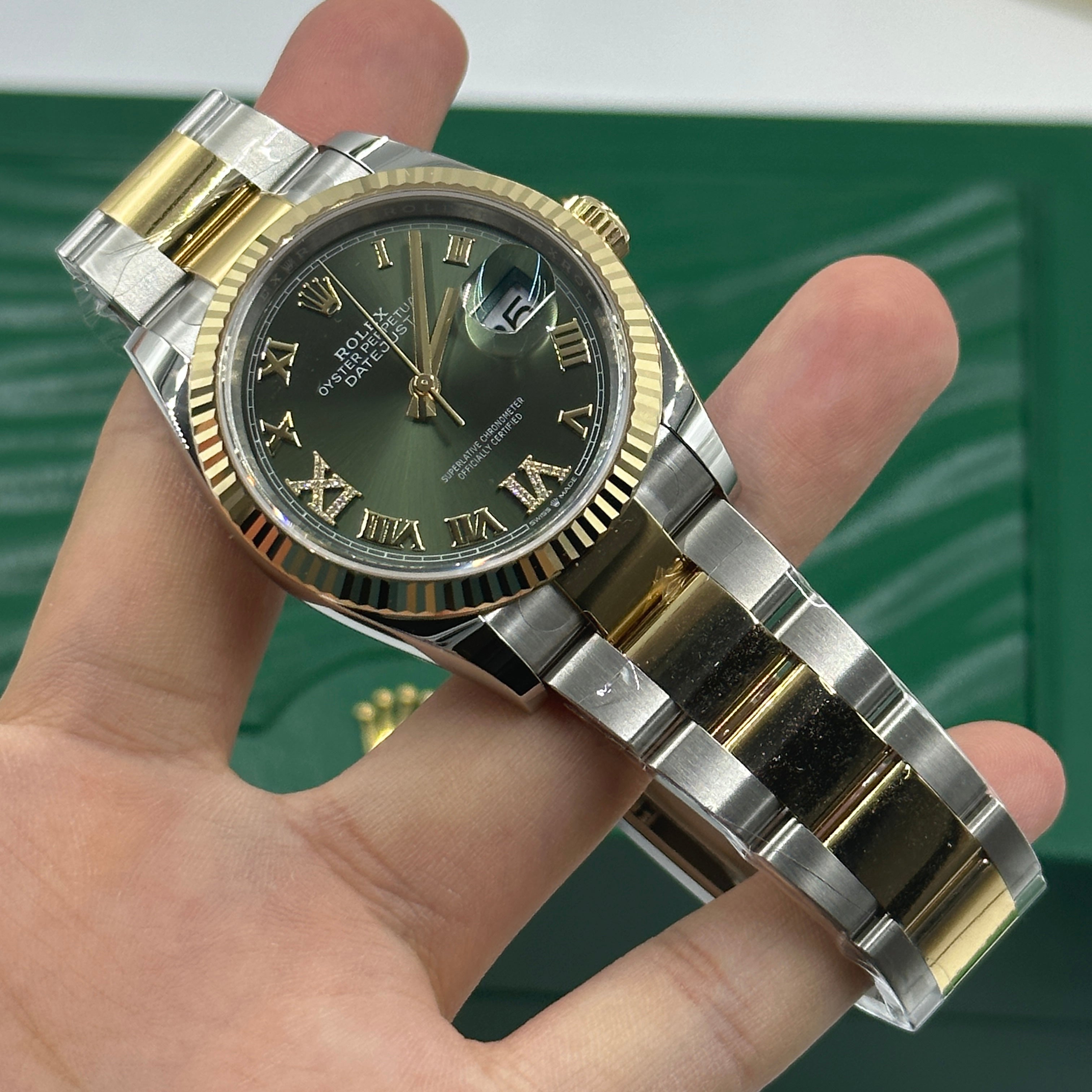 Rolex Datejust 36 126233 Green VIIX Oyster 2026