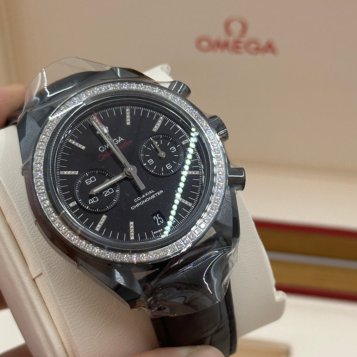 Omega Speedmaster Dark Side Of The Moon 311.98.44.51.51.001 2026