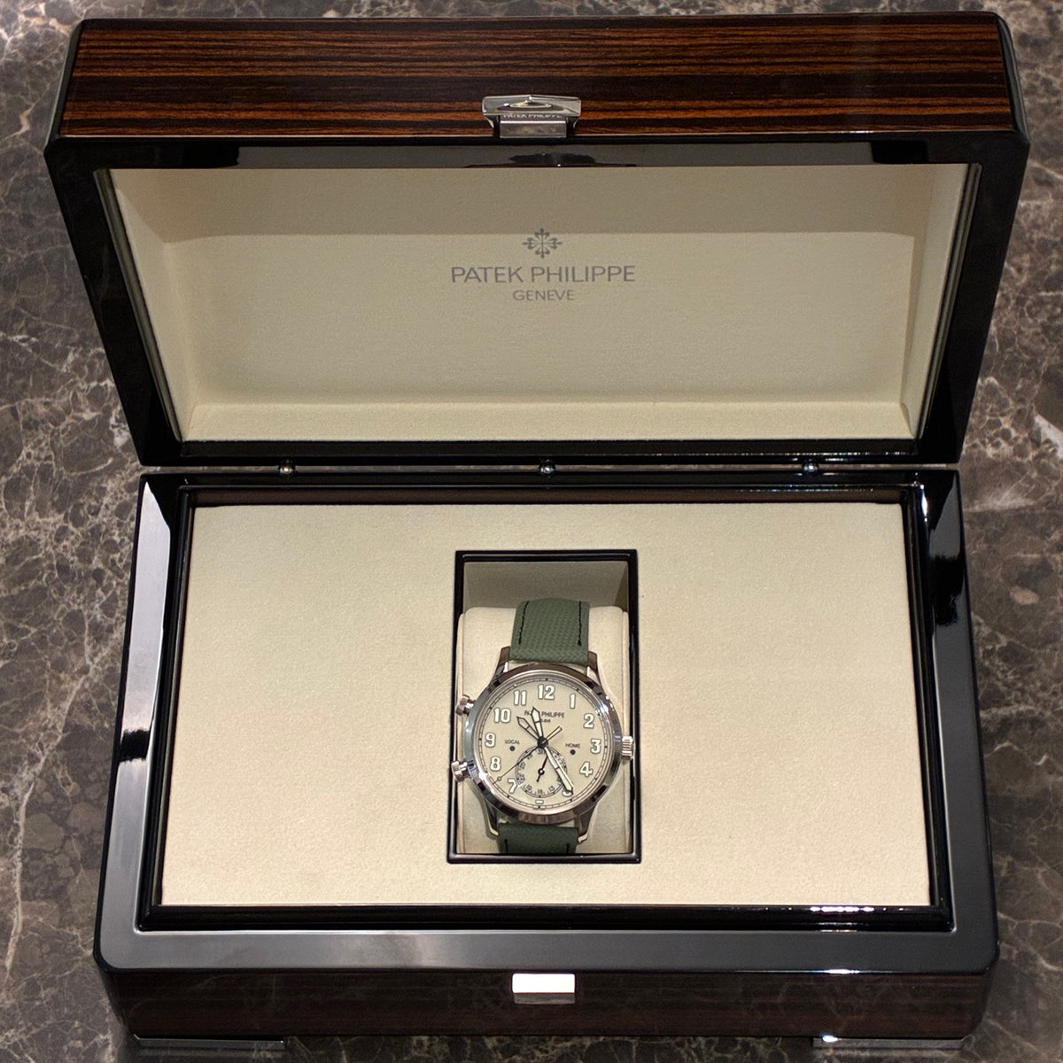 Patek Philippe Travel Time 5524G-010 2026
