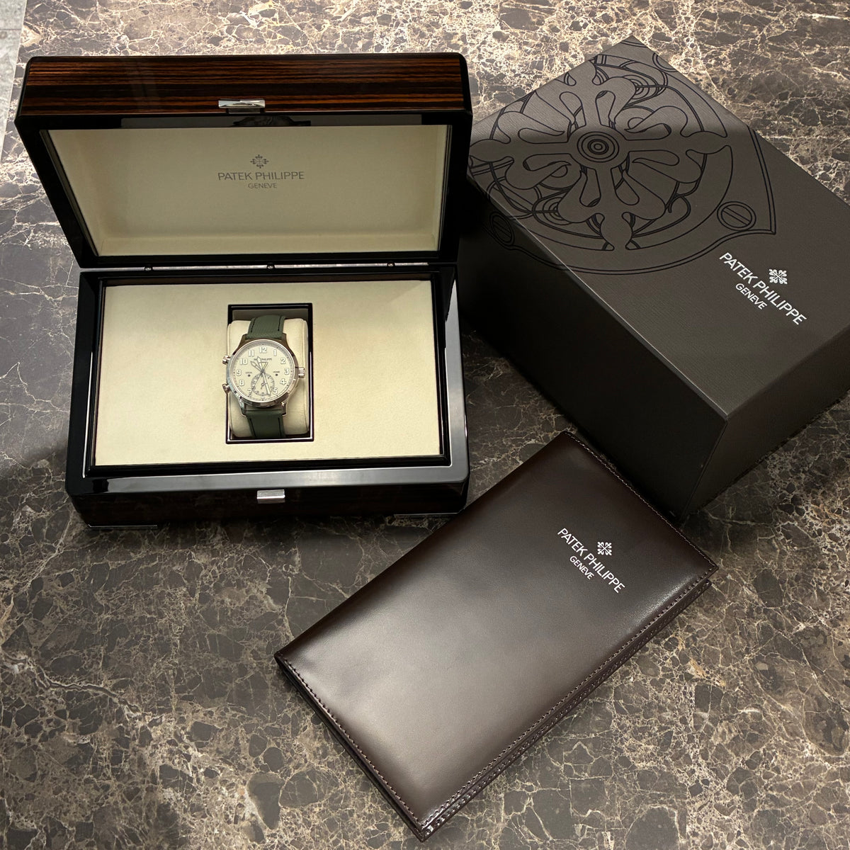 Patek Philippe Travel Time 5524G-010 2025