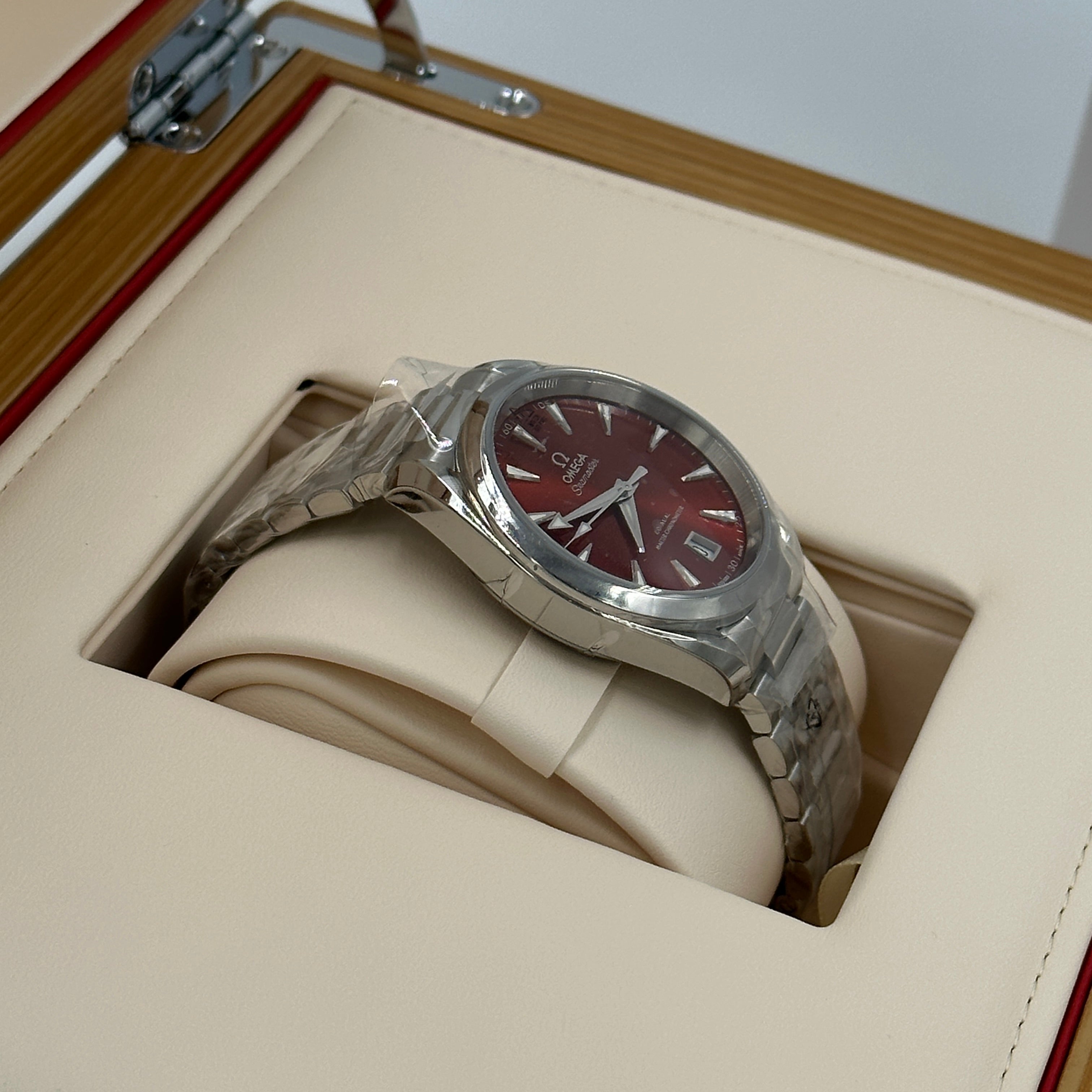 Omega Seamaster Aqua Terra 150MM 220.10.38.20.13.003 2026