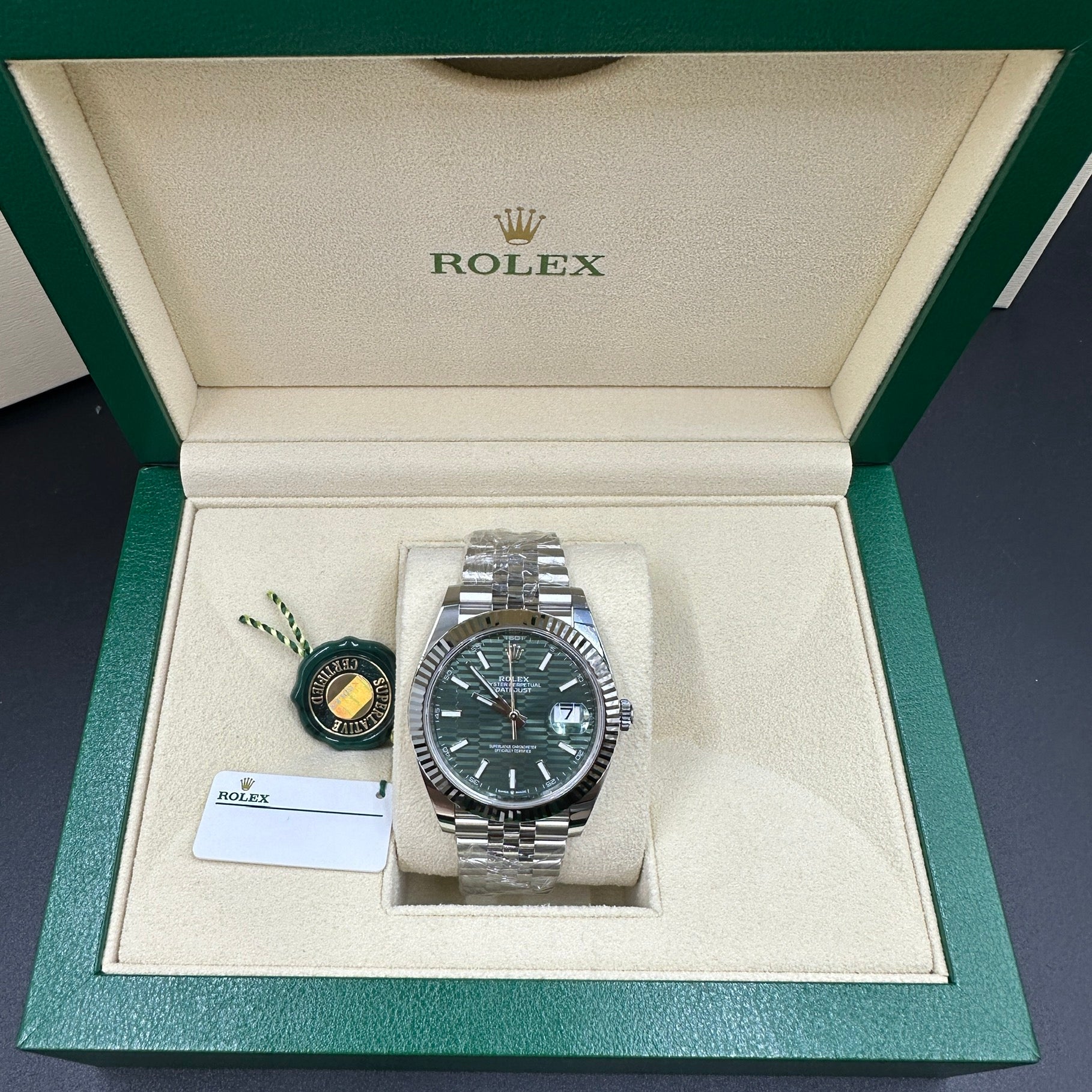 Rolex Datejust 41 126334 Mint Green Index Jubilee 2025