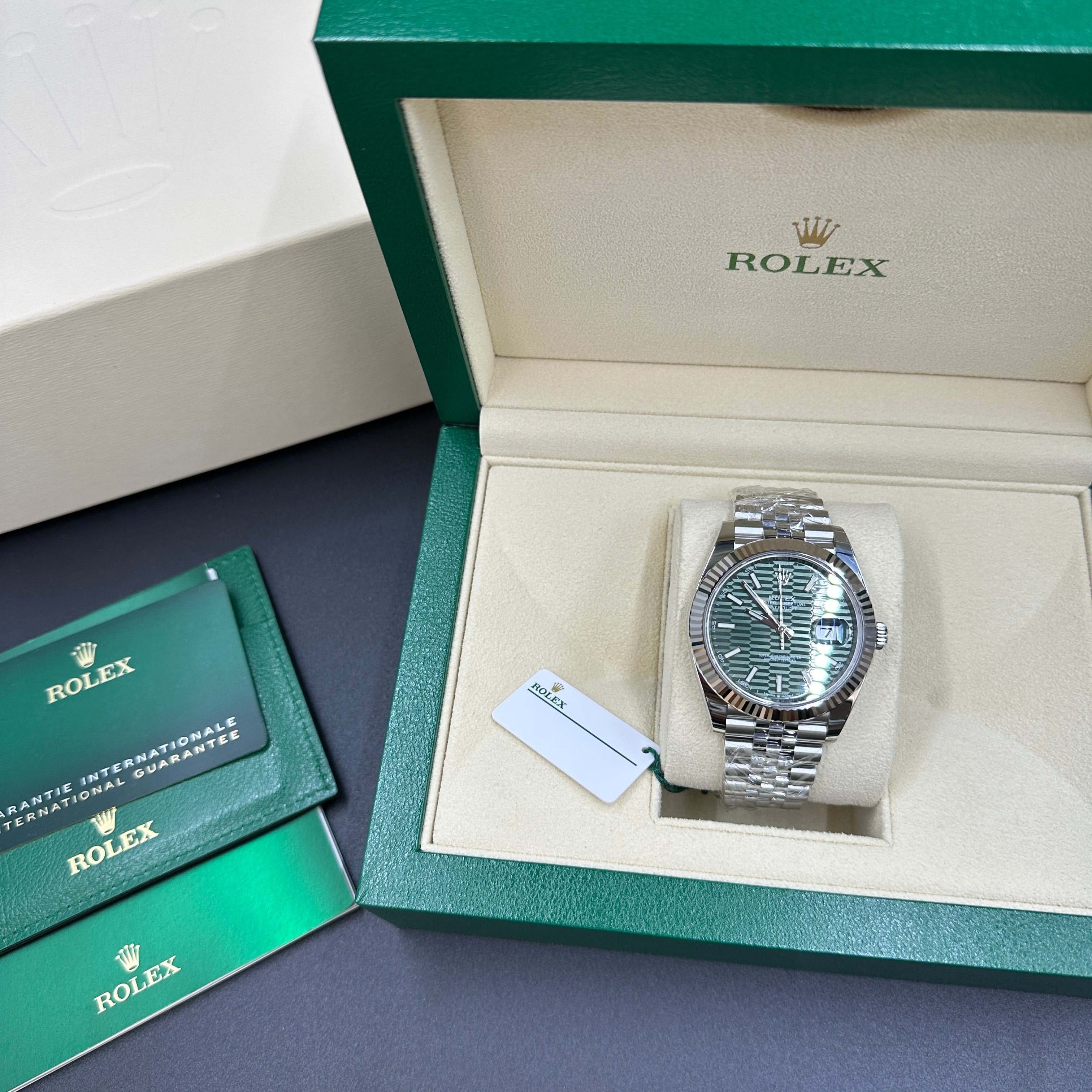 Rolex Datejust 41 126334 Mint Green Index Jubilee 2025