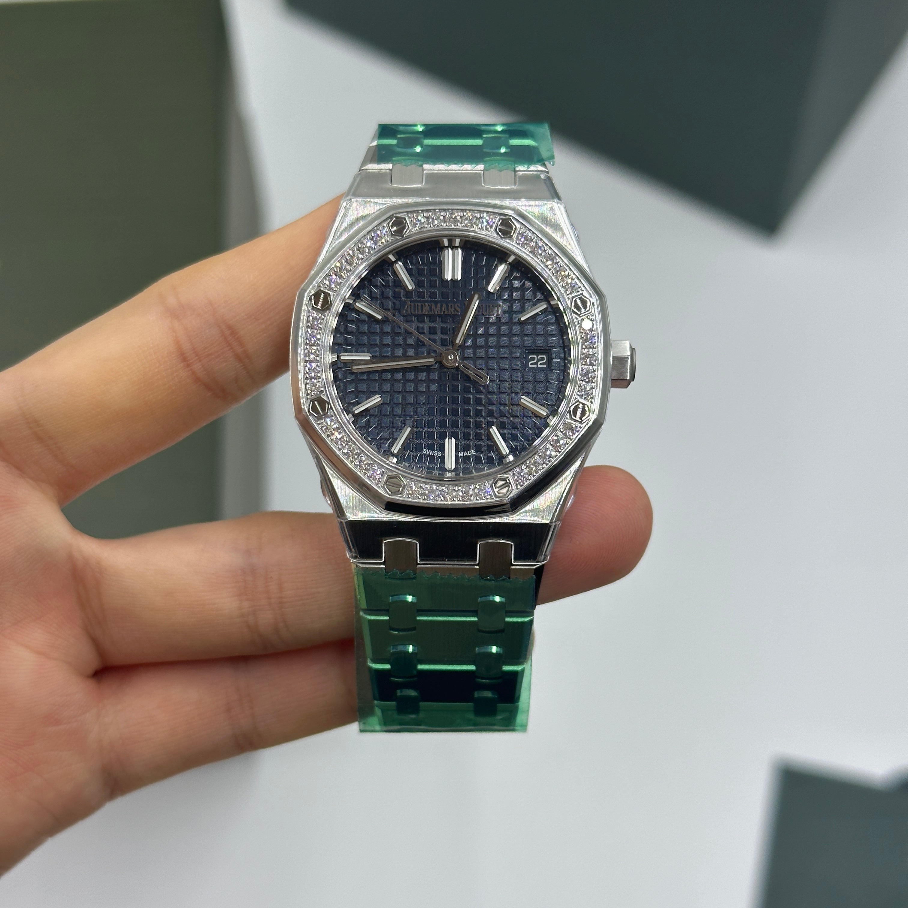 Audemars Piguet Royal Oak  77451ST.ZZ.1361ST.04 2025