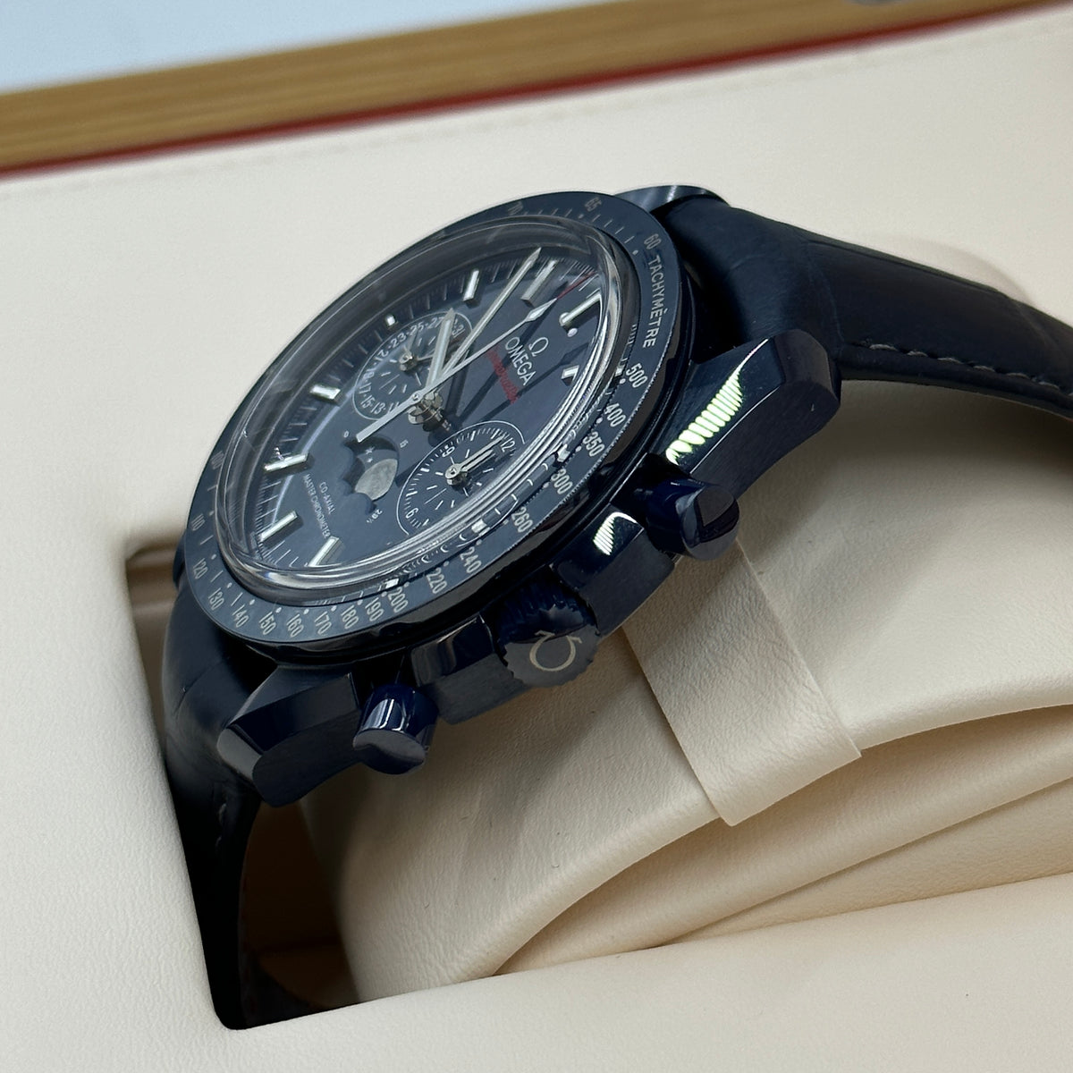 Omega Speedmaster Moonwatch Moonphase 304.93.44.52.03.001 2026