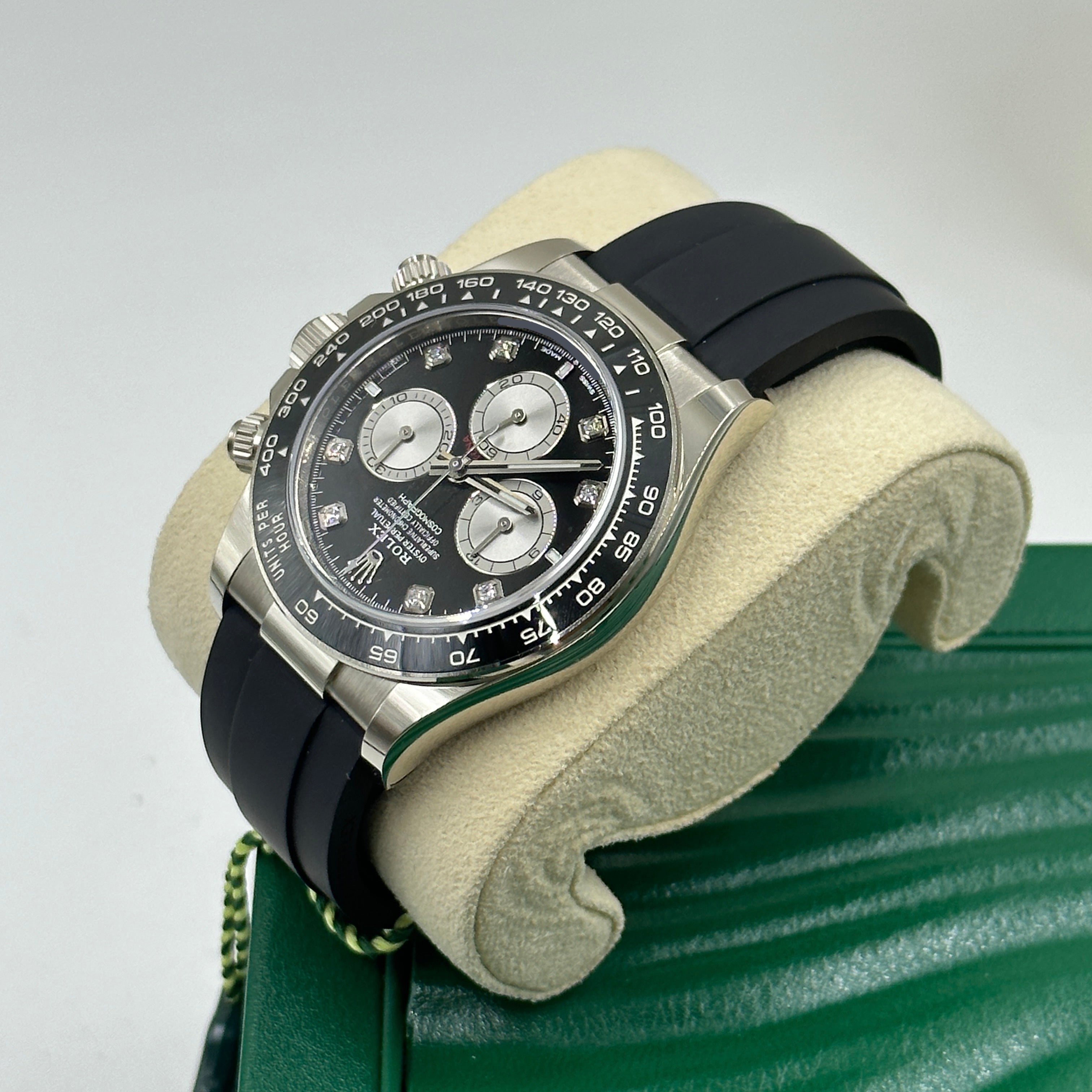 Rolex Cosmograph Daytona 126519 Bright black and steel set with diamonds