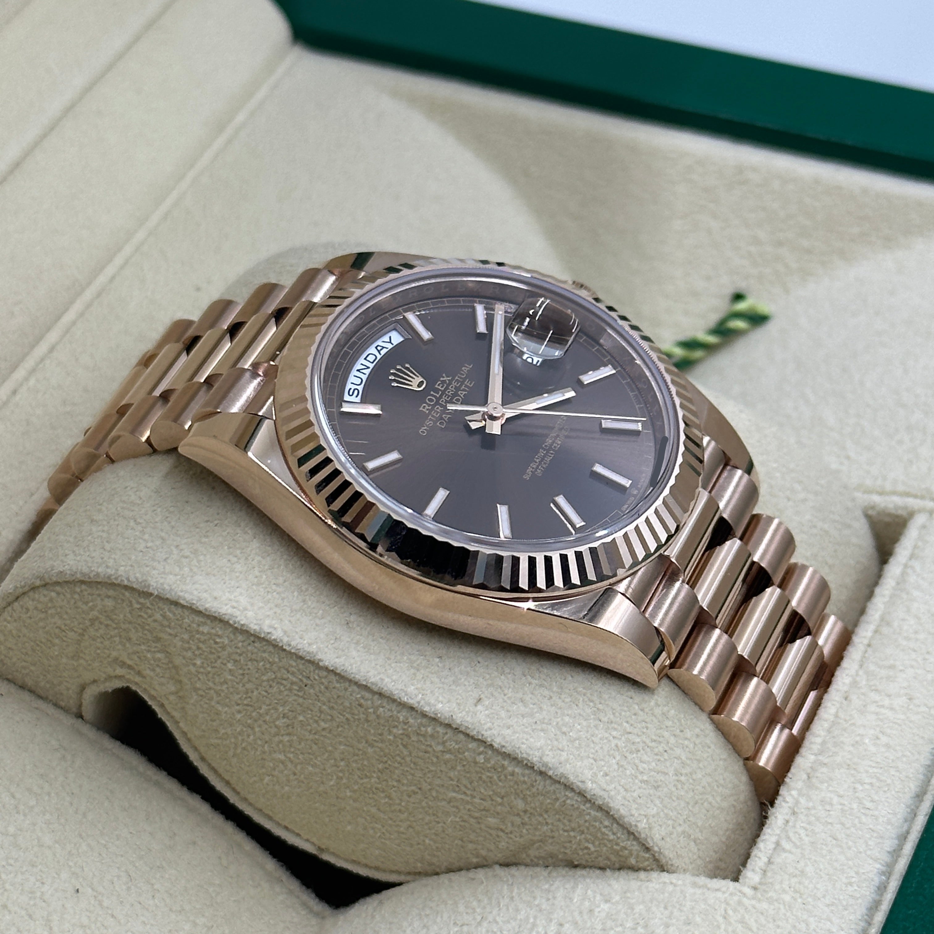 Rolex Day-Date 40 228235-0053 Chocolate Index 2026