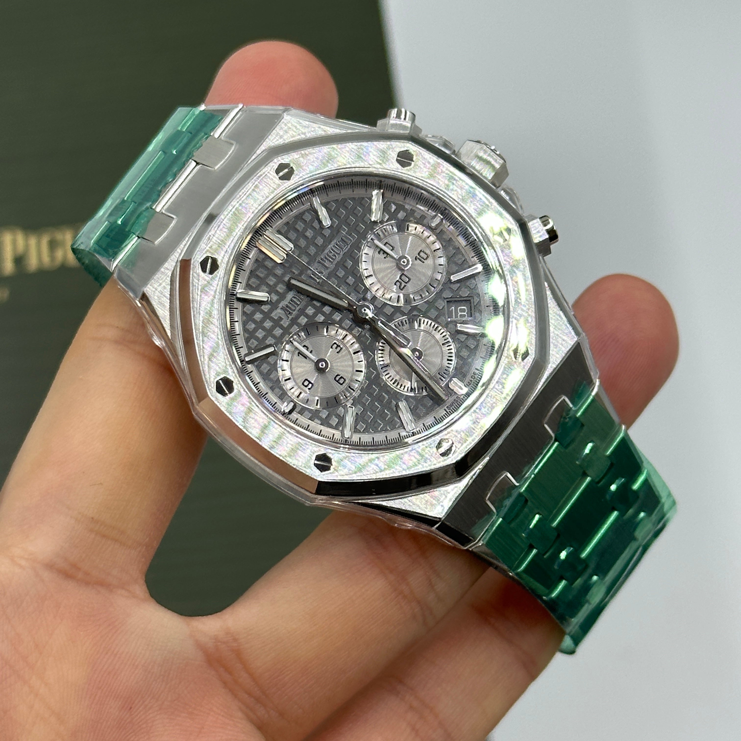 Audemars Piguet Royal Oak Selfwinding Chronograph 26715ST.OO.1356ST.02  2025