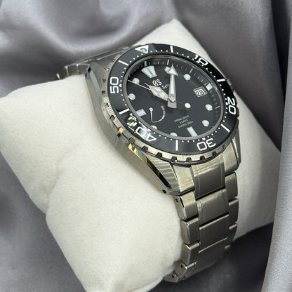 Grand Seiko Evolution 9 Collection SLGA015 2026