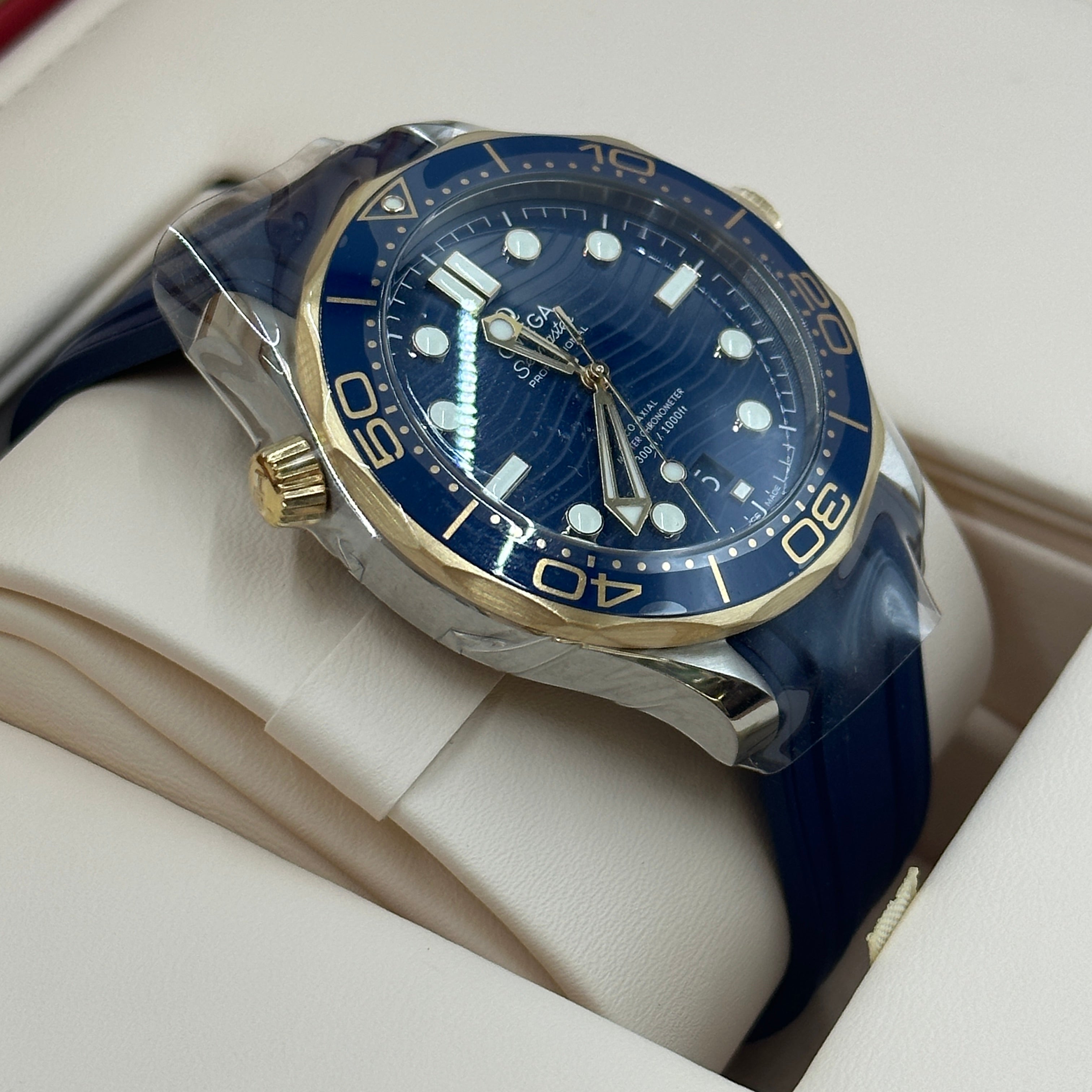 Omega Seamaster Planet Ocean 210.22.42.20.03.002 2026