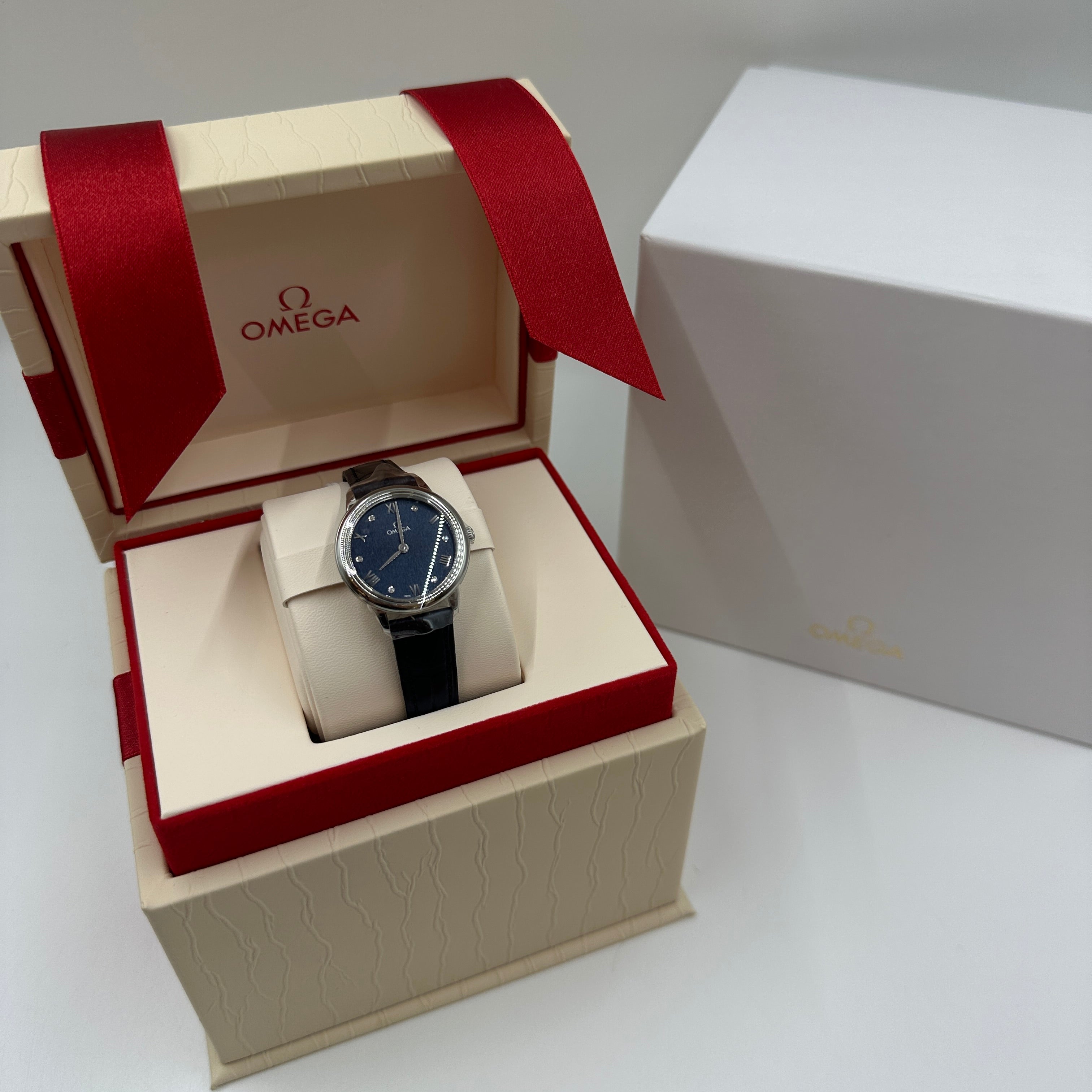 Omega 434.13.28.60.53.002 De Ville 2026