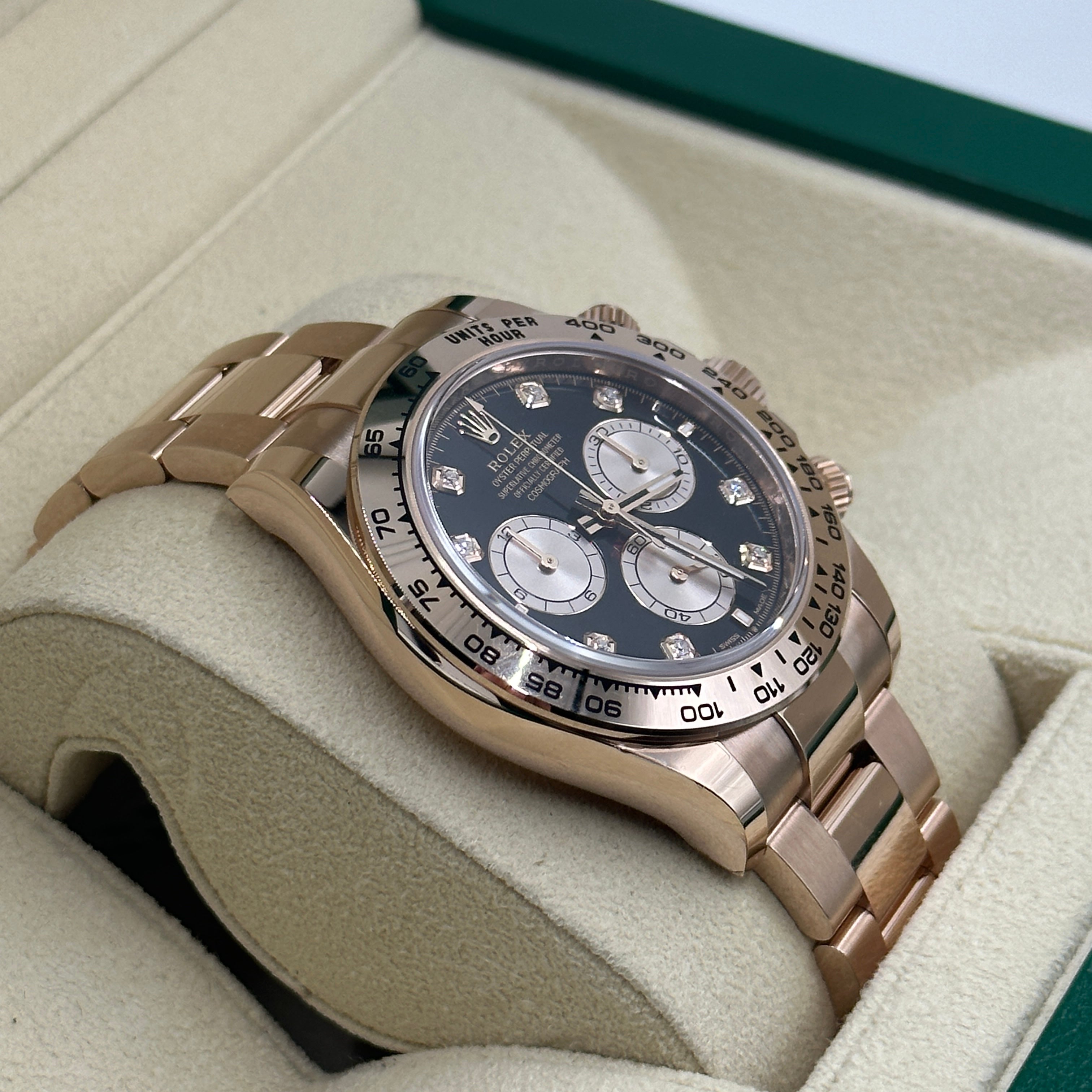Rolex Cosmograph Daytona 126505 Bright black and sundust set with diamonds