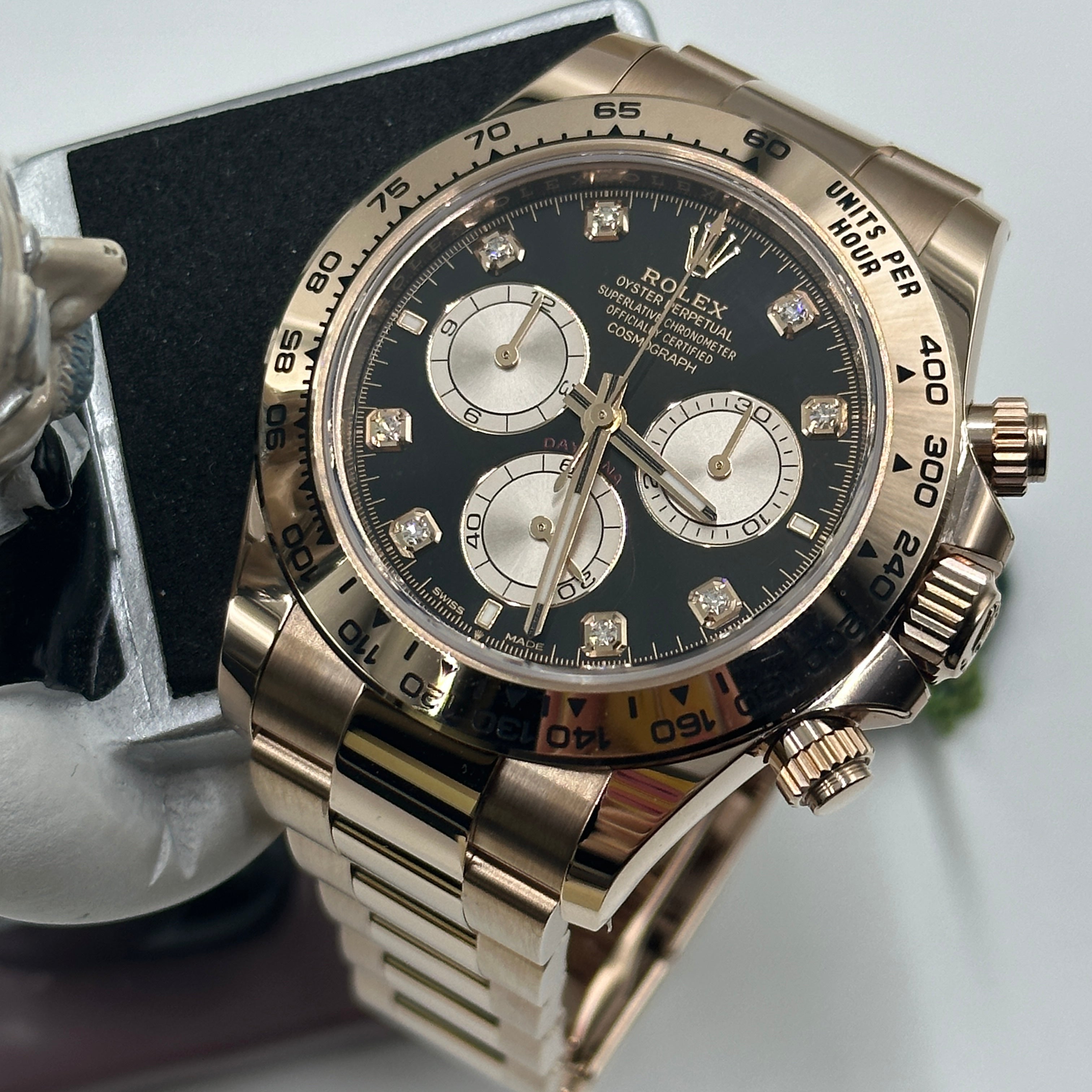 Rolex Cosmograph Daytona 126505 Bright black and sundust set with diamonds