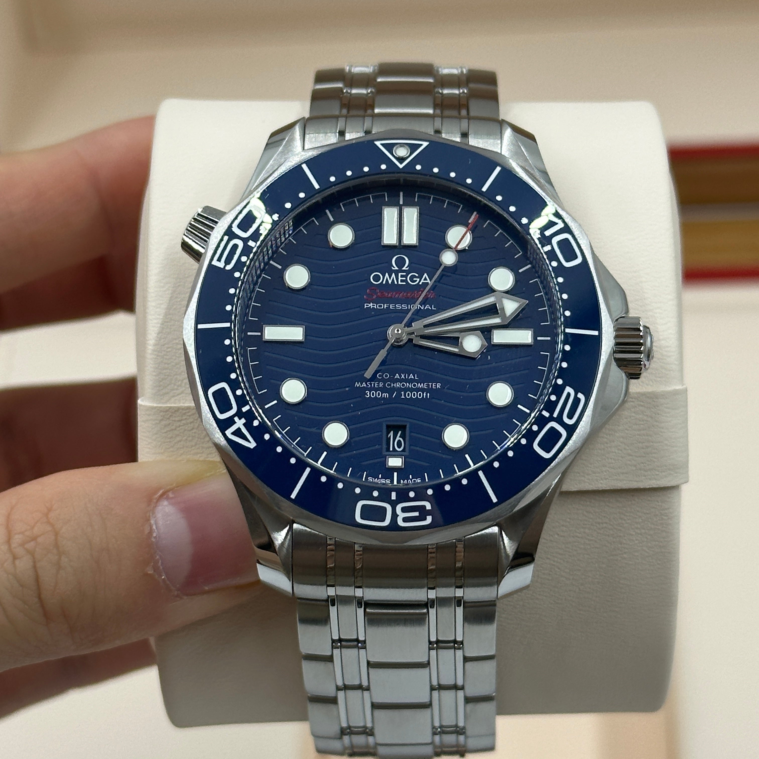 Omega Seamaster Diver 300M 210.30.42.20.03.001