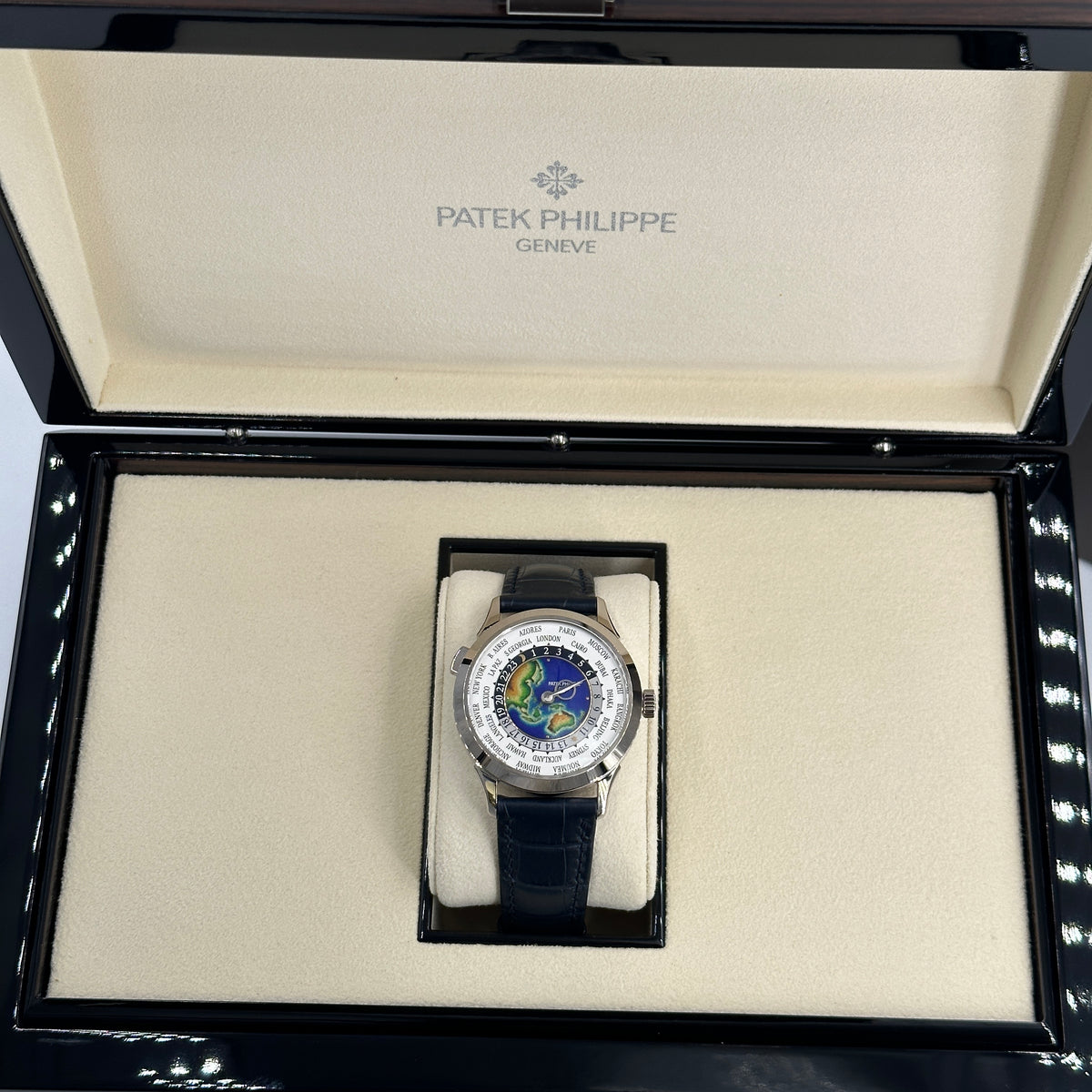 Patek Philippe Complications 5231G-001  2025