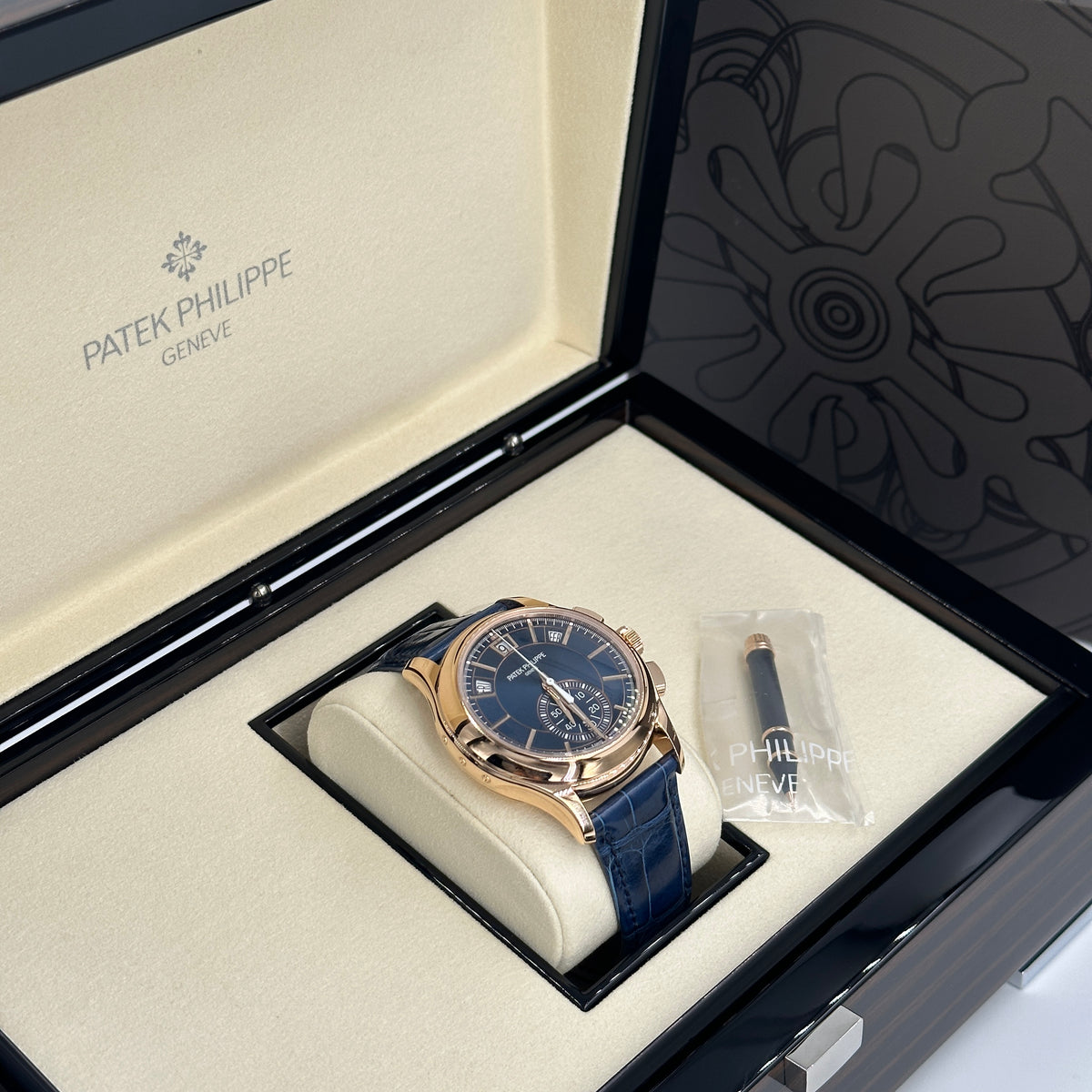 Patek Philippe Complications Collection 5905R-010 2025