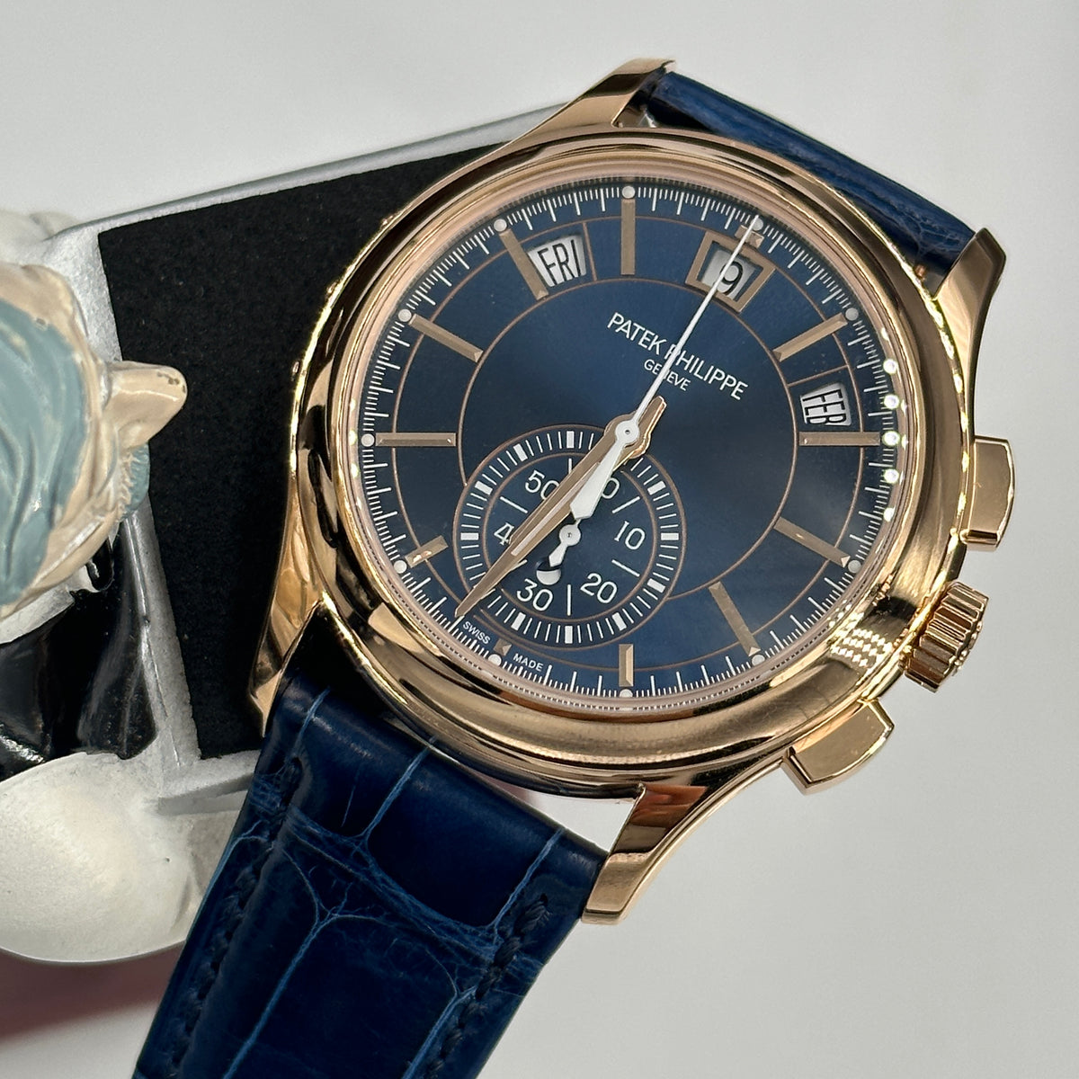 Patek Philippe Complications Collection 5905R-010 2025