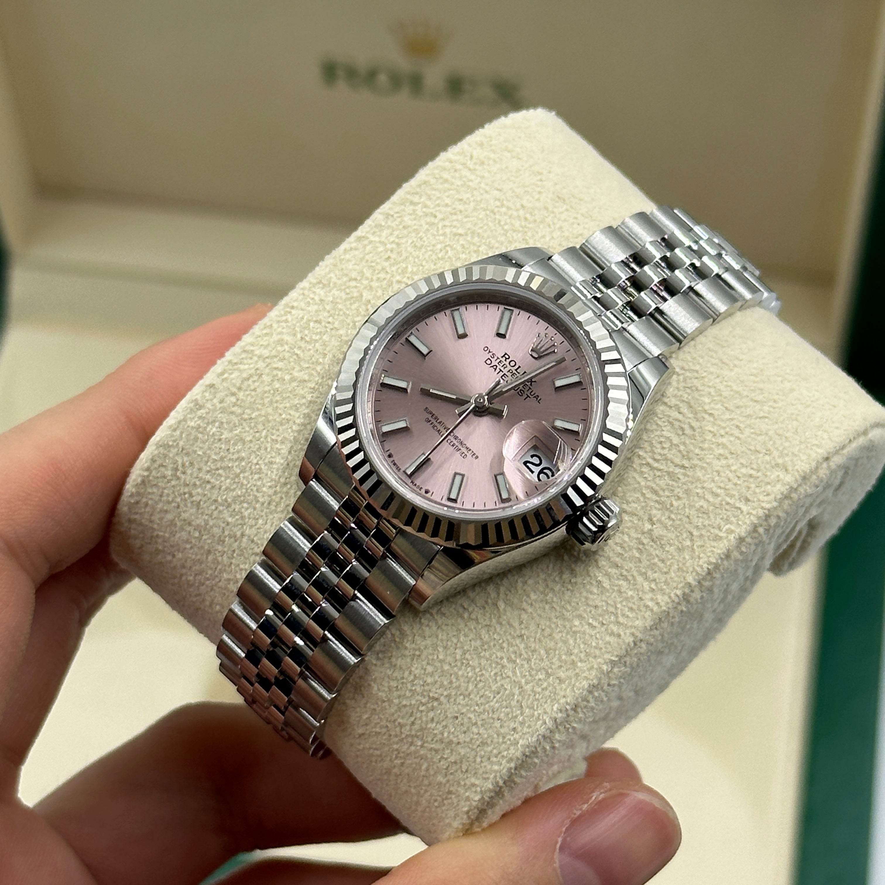 Rolex Lady-Datejust 279174 Pink Index Jubilee 2025