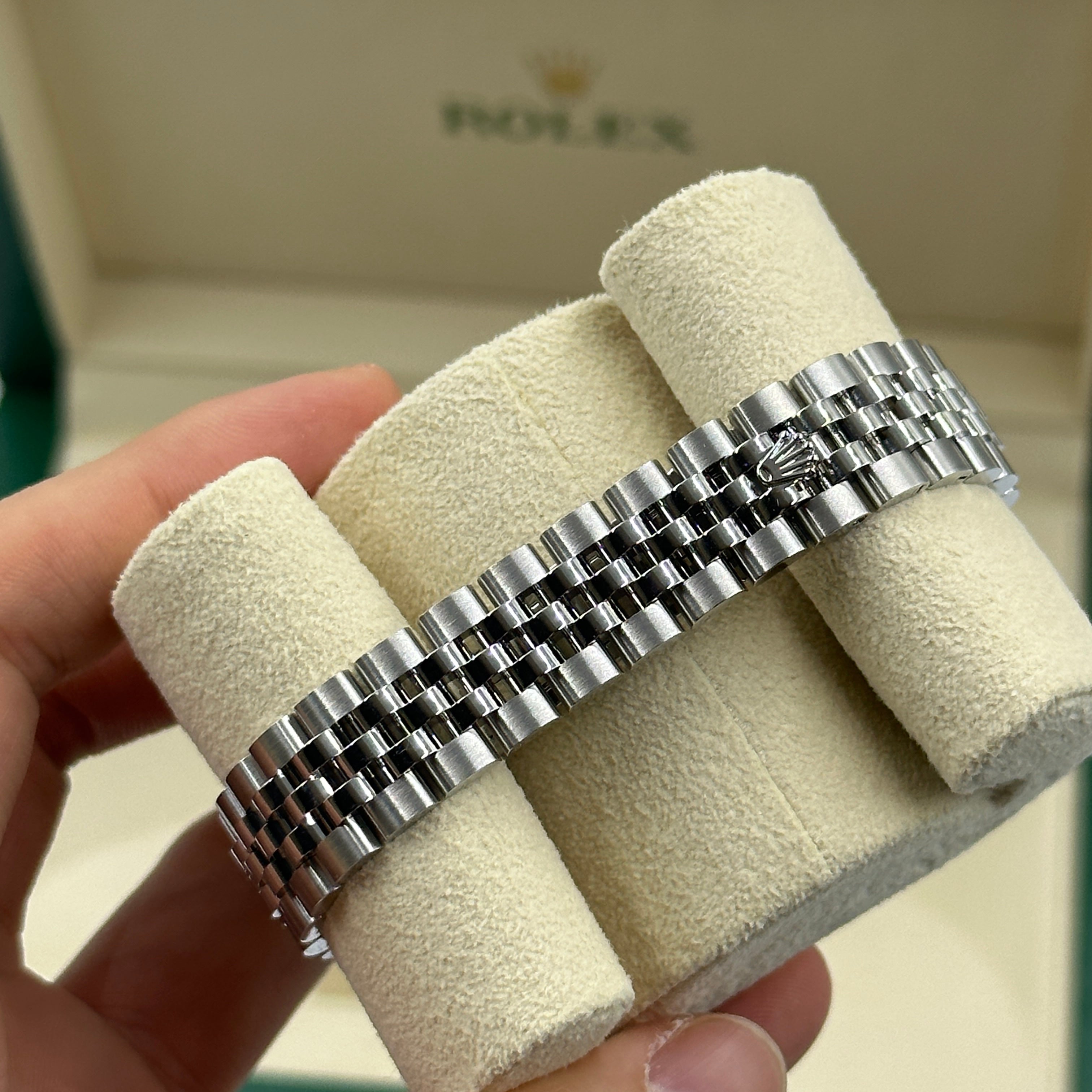 Rolex Lady-Datejust 279174 Pink Index Jubilee 2024