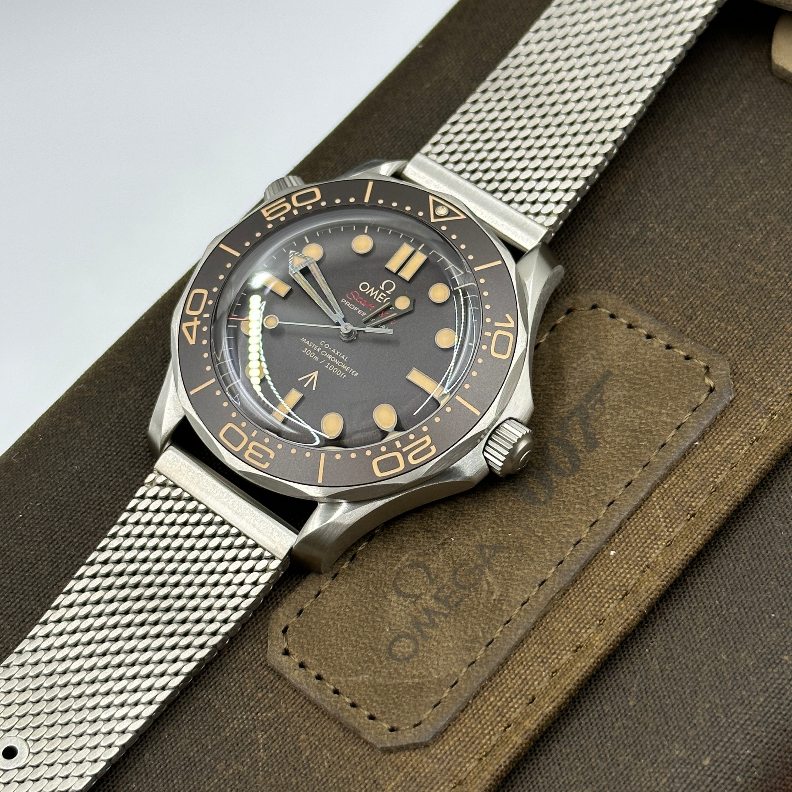 Omega Seamaster Diver 300M 210.90.42.20.01.001