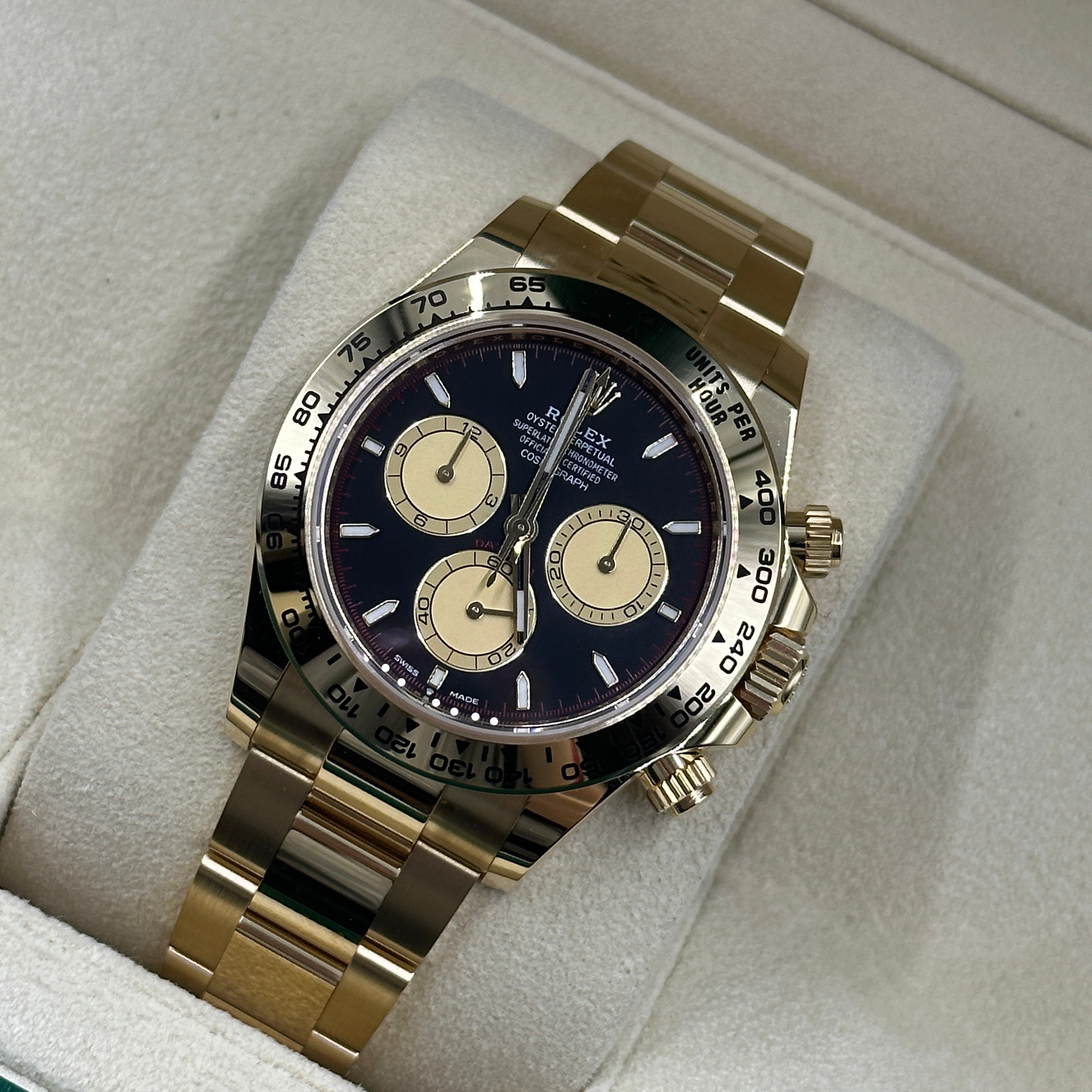 Rolex Cosmograph Daytona 126508 Intense black and champagne-colour