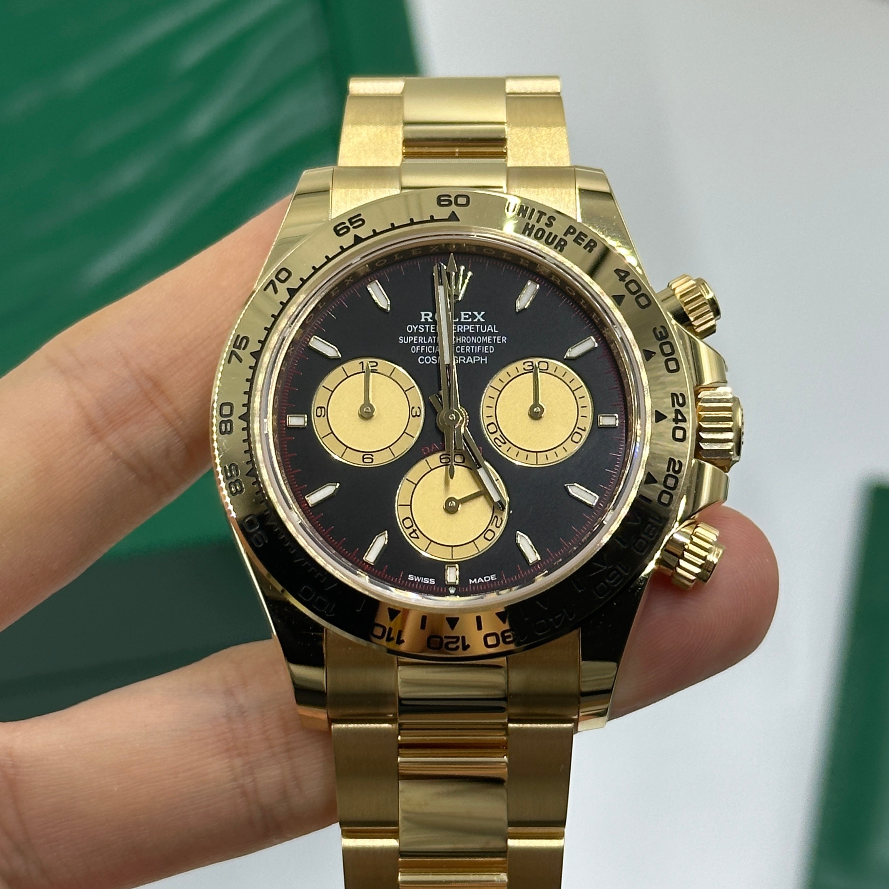 Rolex Cosmograph Daytona 126508 Intense black and champagne-colour