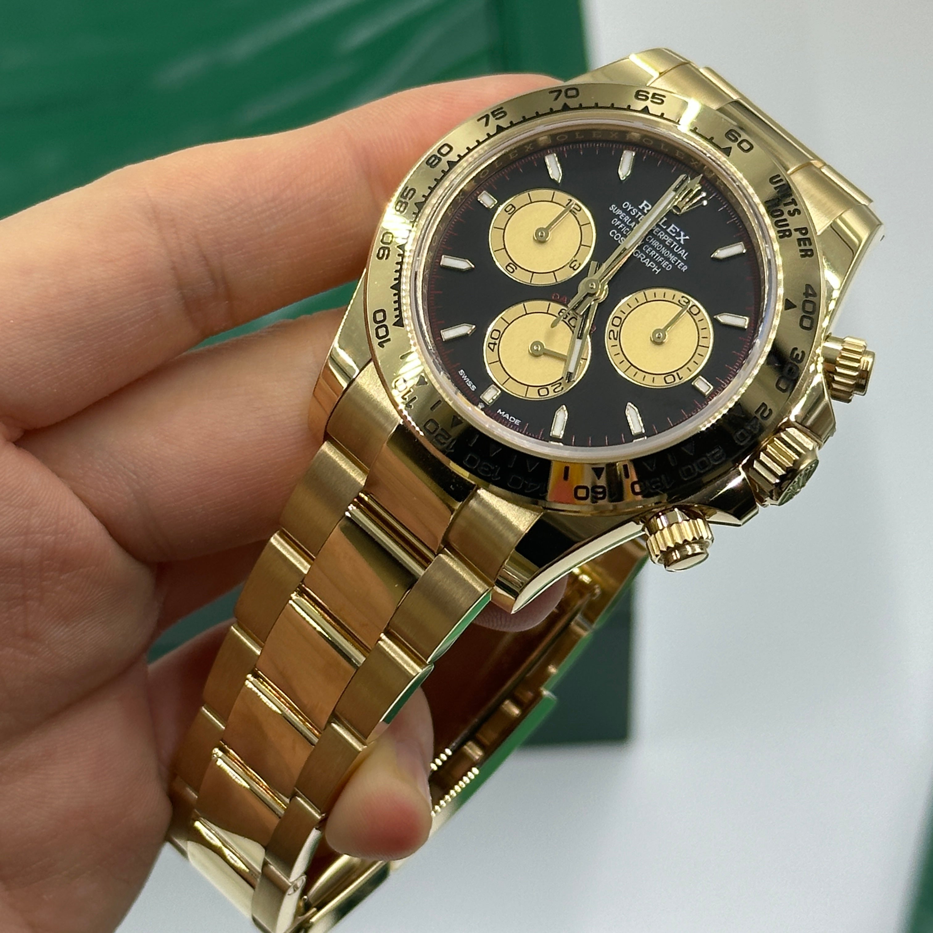 Rolex Cosmograph Daytona 126508 Intense black and champagne-colour
